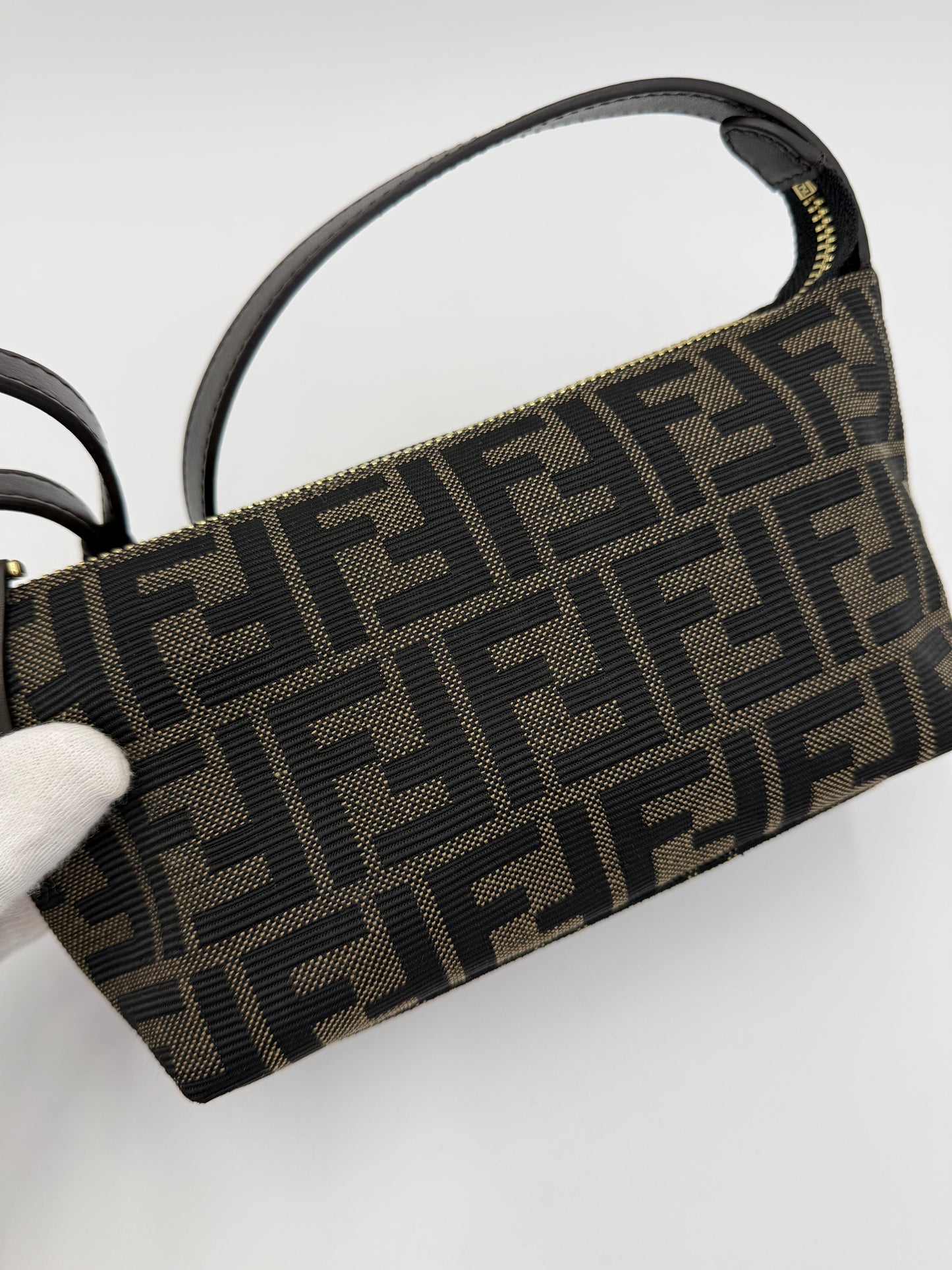 Fendi Borsa a Mano Vanity Pouch in Tela Zucca Monogram Marrone