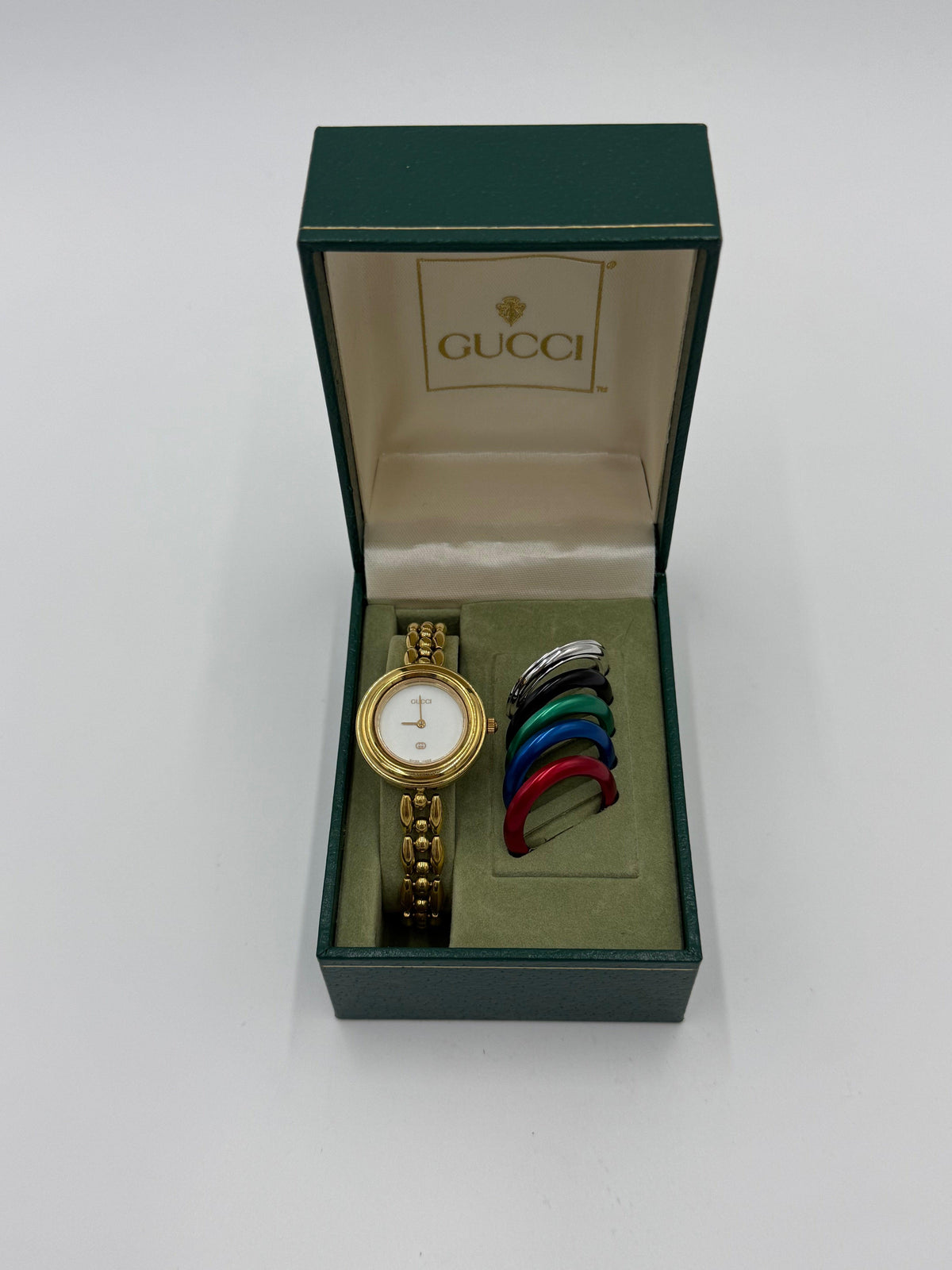 Gucci Orologio Vintage 11/12 con Ghiere Intercambiabili e Bracciale a Maglia Oro