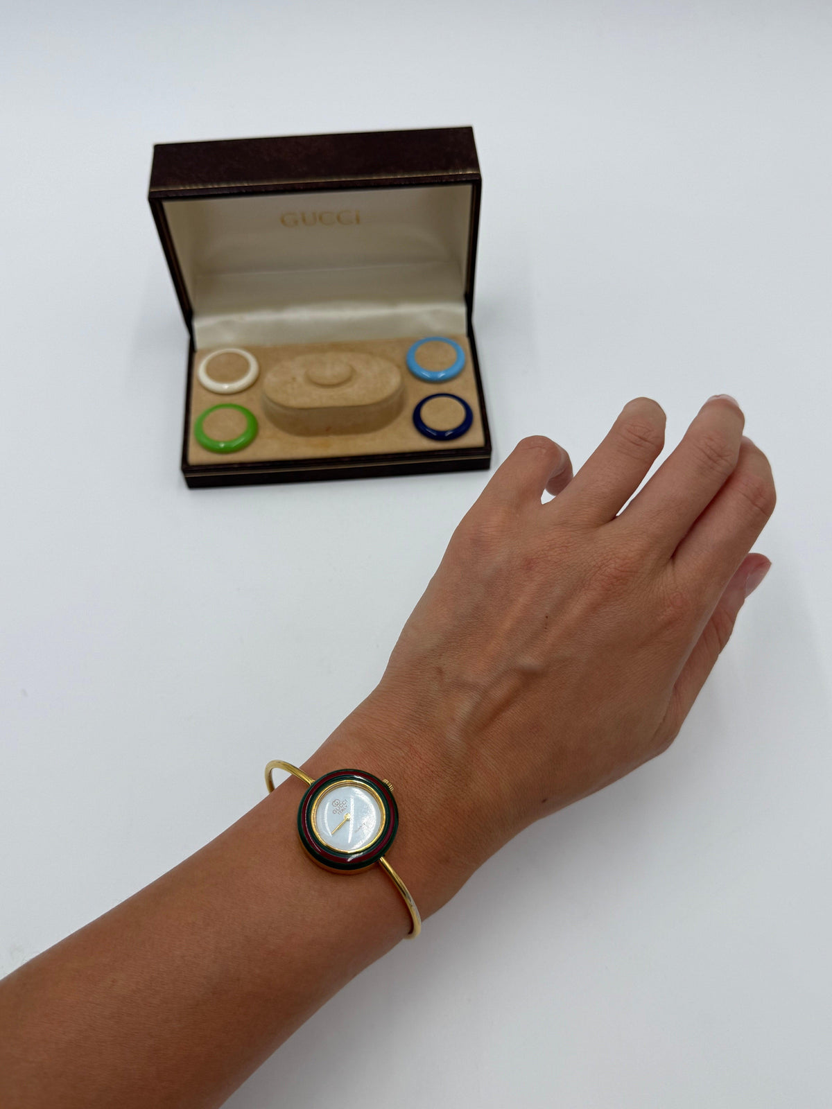 Gucci Orologio Vintage 1100-L con Ghiere Intercambiabili Placcato Oro