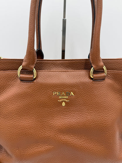 Prada Borsa Tote in Pelle Martellata Marrone