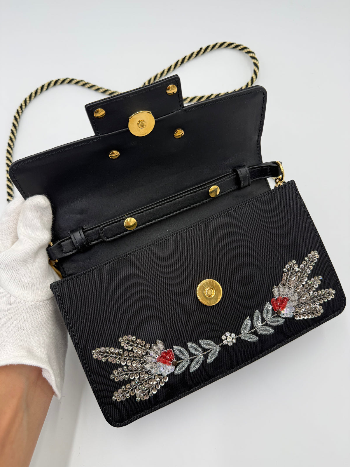 Gucci Borsa a Tracolla Broadway Crystal 'G' in Gros-Grain Ricamato Nero