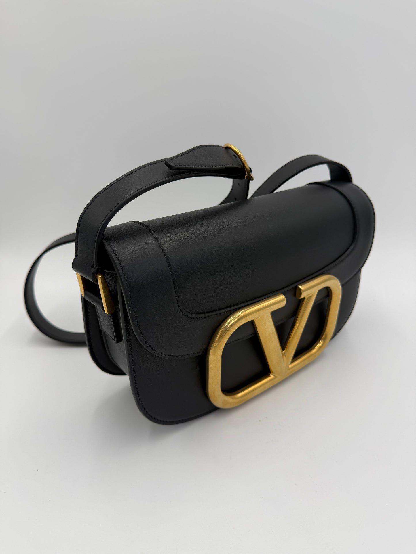 Valentino Garavan Borsa a Tracolla Supervee con VLogo in Pelle Nera