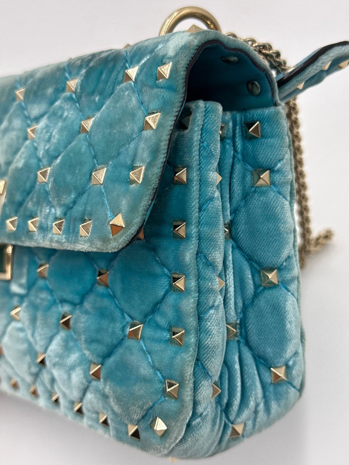 Valentino Garavani Borsa Rockstud Spike Small in Velluto Azzurro
