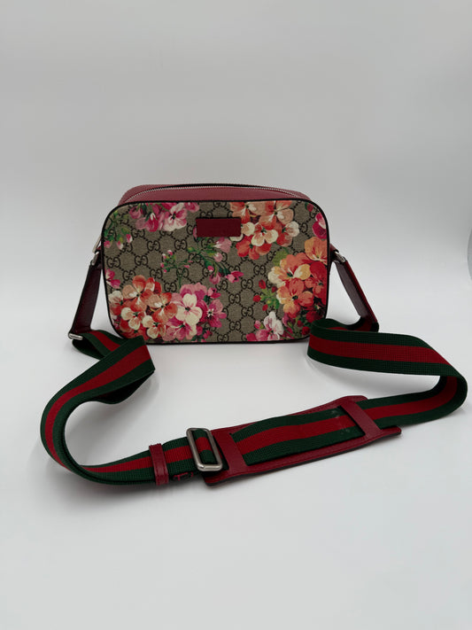 Gucci Borsa a Tracolla GG Blooms Supreme Rossa