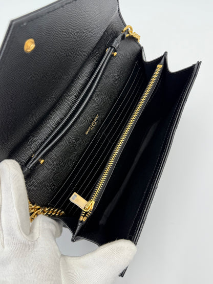 Saint Laurent Borsa a Tracolla Cassandre in Pelle Grain de Poudre con Hardware Dorato Nera