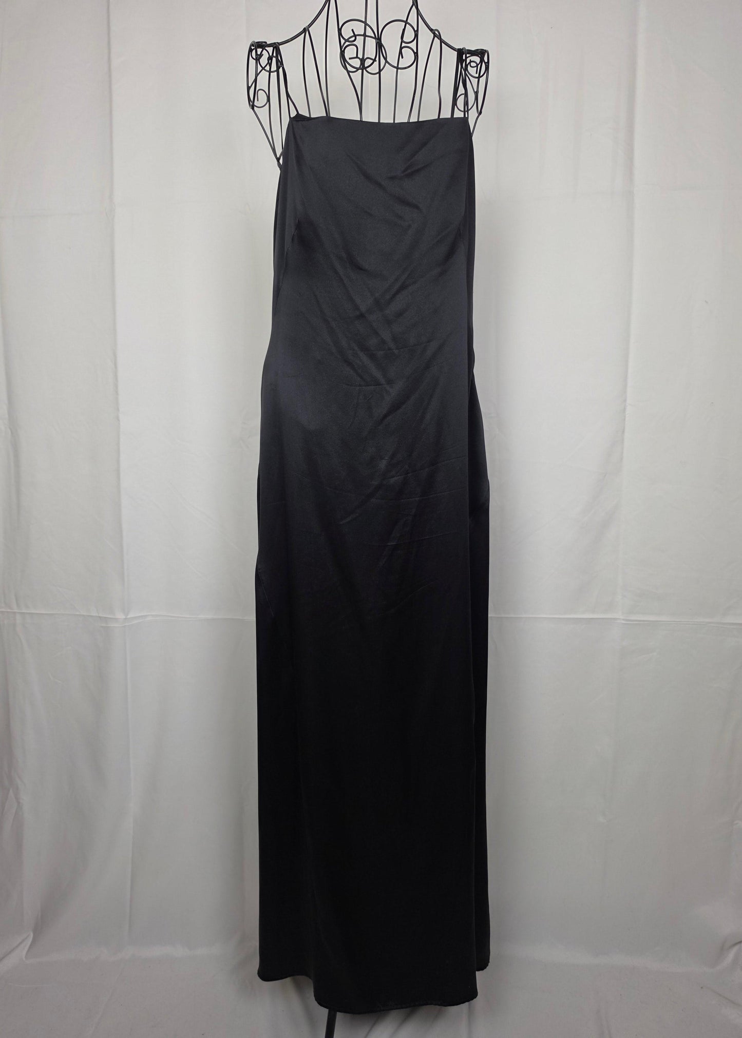 Alberta Ferretti Abito Lungo Vintage in Seta Nera - Pally Vintage Closet
