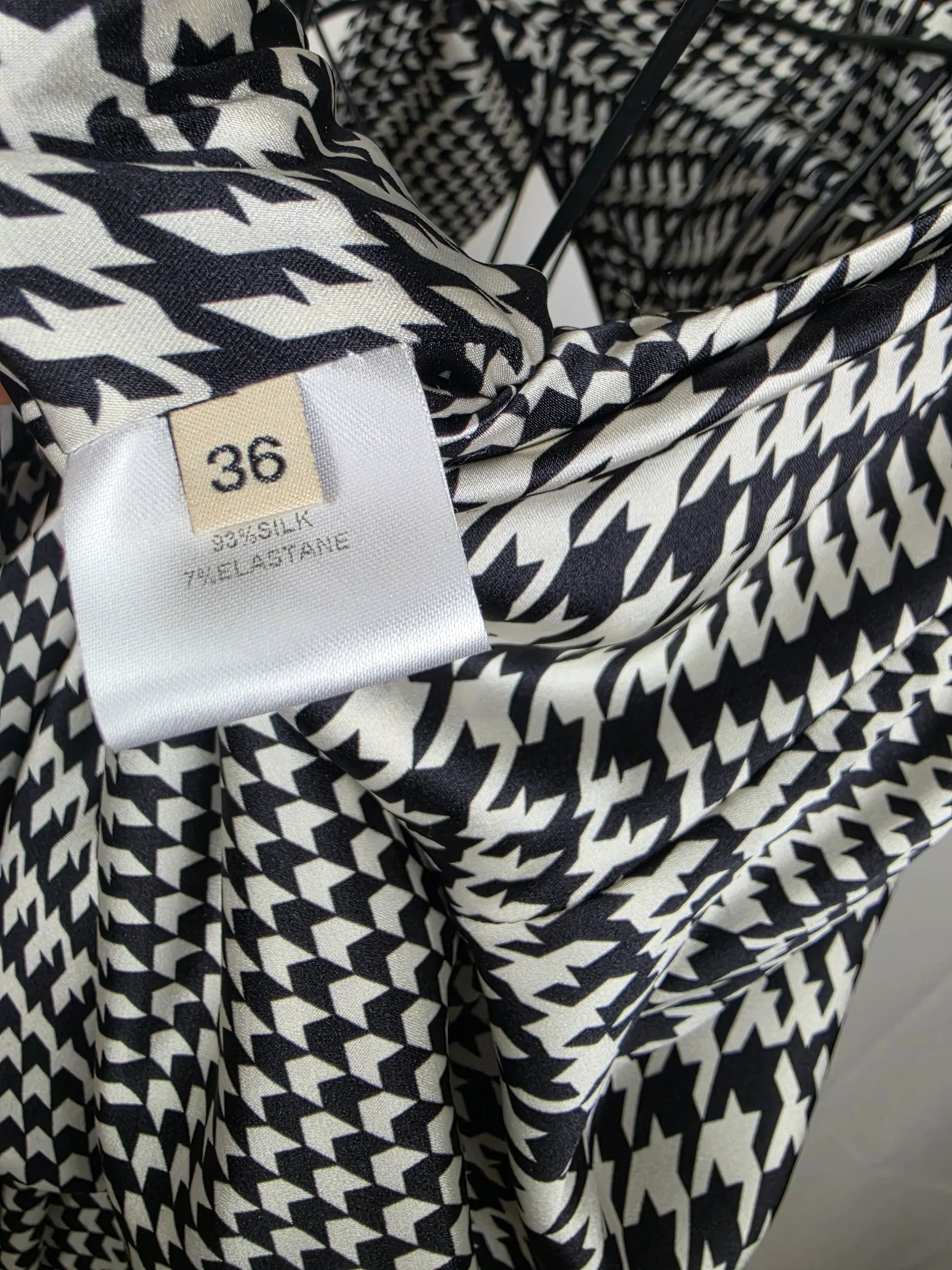 Alexandre-Vauthier-Mini-Abito-Drappeggiato-in-Seta-Pied-de-Poule-Bianco-e-Nero-70134088892740 - Pally Vintage Closet