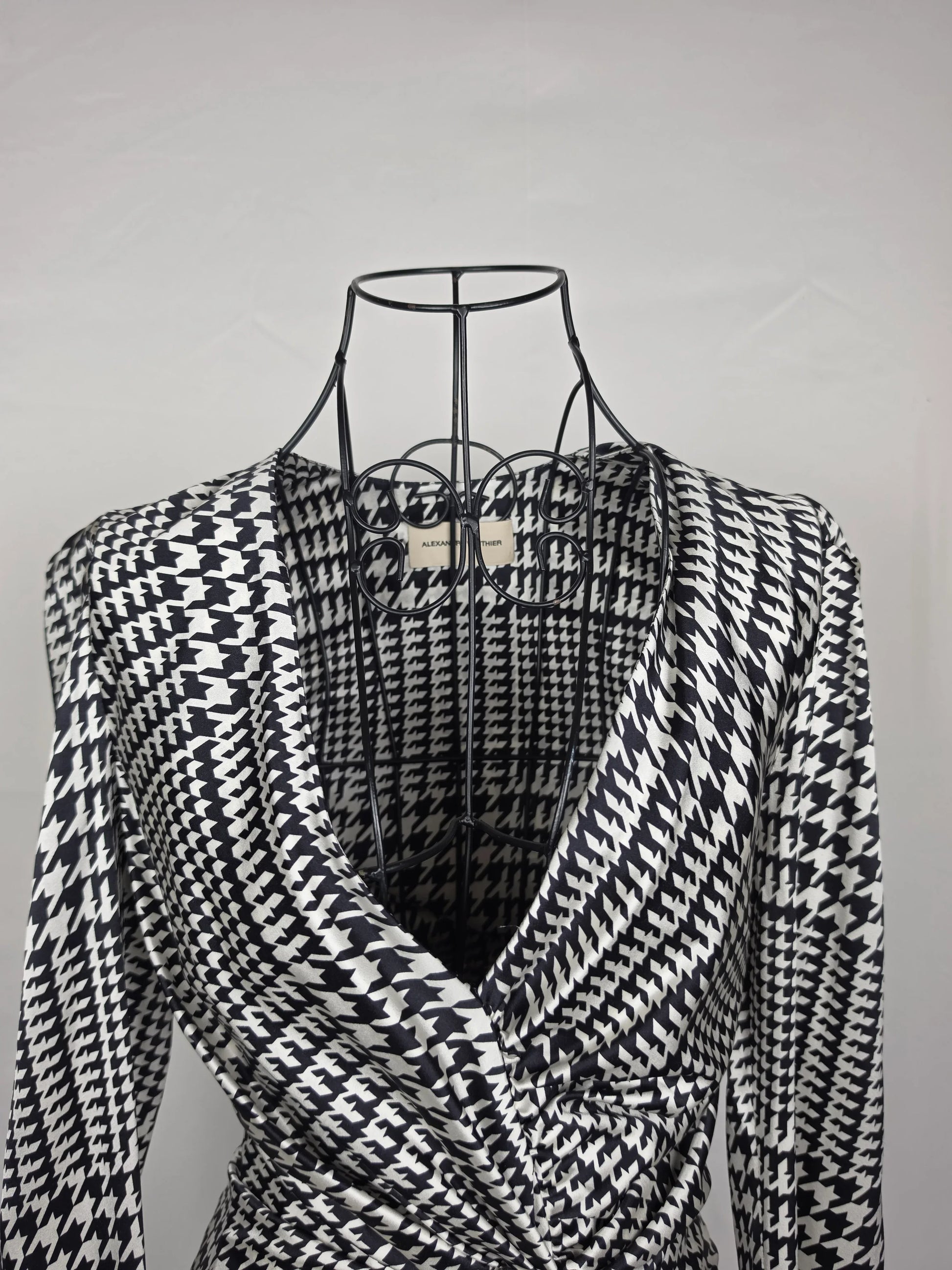 Alexandre-Vauthier-Mini-Abito-Drappeggiato-in-Seta-Pied-de-Poule-Bianco-e-Nero-70134088991044 - Pally Vintage Closet