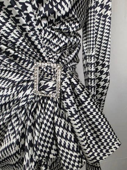 Alexandre-Vauthier-Mini-Abito-Drappeggiato-in-Seta-Pied-de-Poule-Bianco-e-Nero-70134089056580 - Pally Vintage Closet