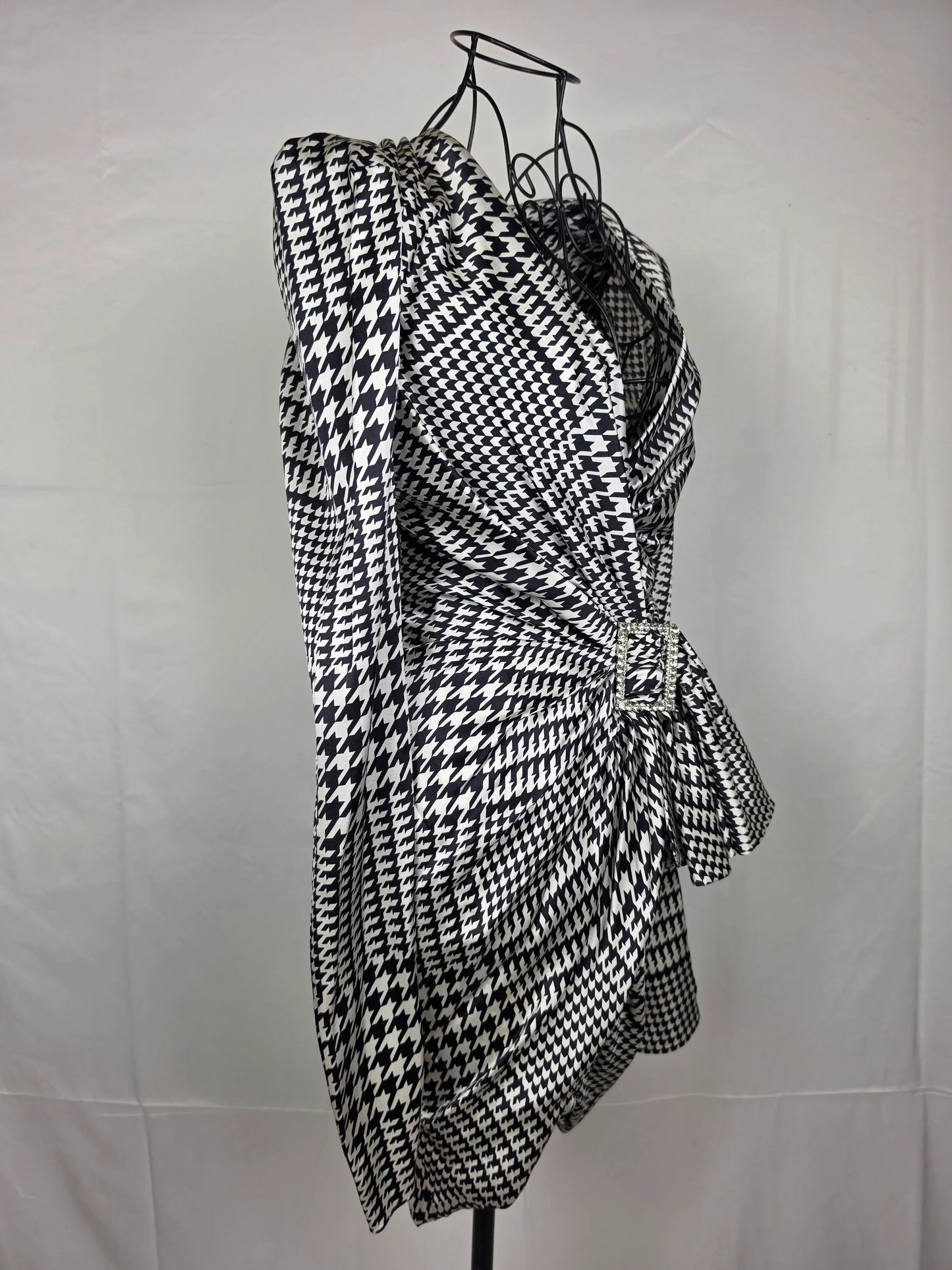 Alexandre-Vauthier-Mini-Abito-Drappeggiato-in-Seta-Pied-de-Poule-Bianco-e-Nero-70134089154884 - Pally Vintage Closet