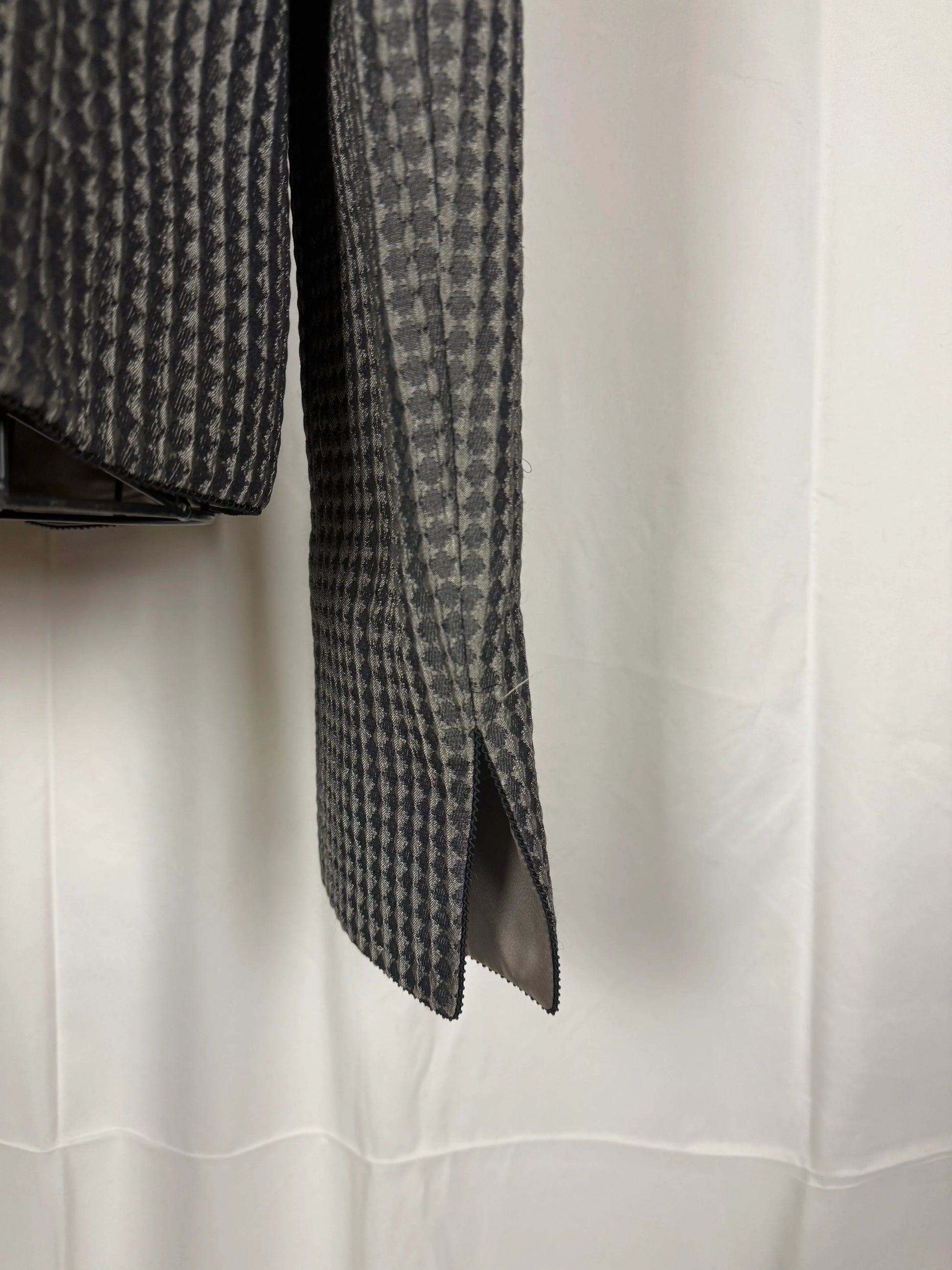 Armani-Collezioni-Giacca-Vintage-Seta-e-Lana-Grigia-69400578720068 - Pally Vintage Closet