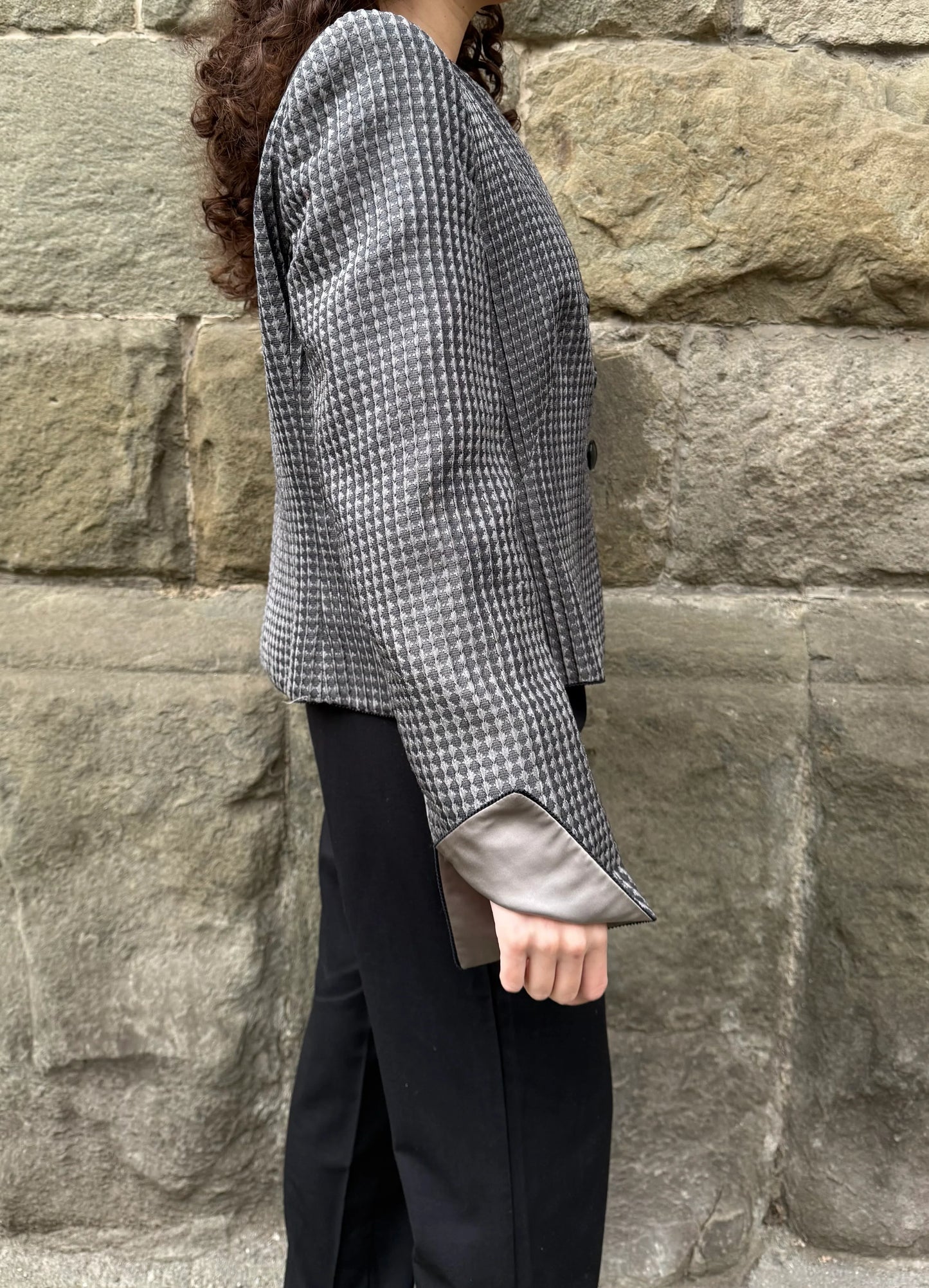 Armani-Collezioni-Giacca-Vintage-Seta-e-Lana-Grigia-69498048086340 - Pally Vintage Closet