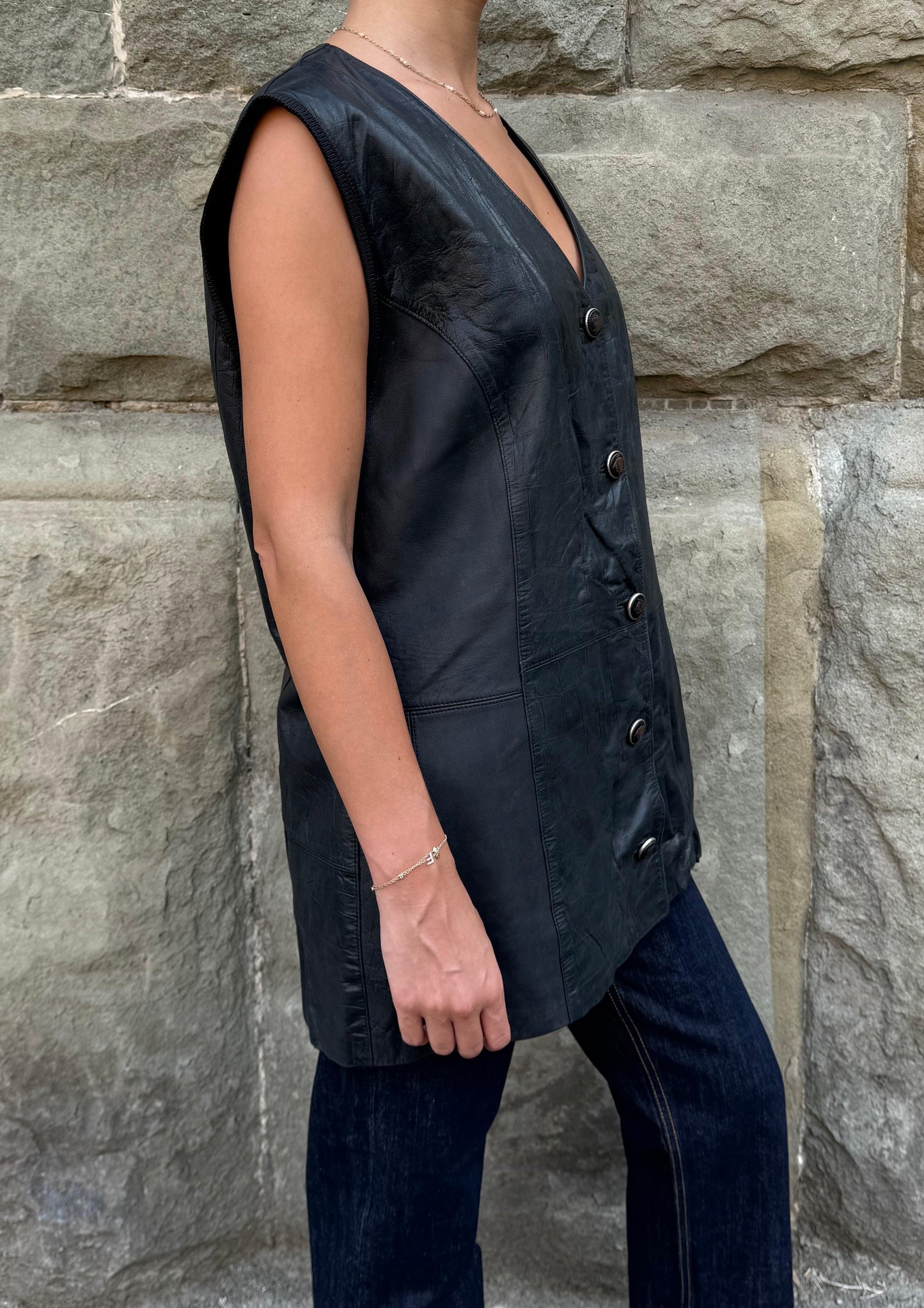 Atelier Versace Gilet Lungo Vintage Stampa Cocco in Pelle Nera - Pally Vintage Closet