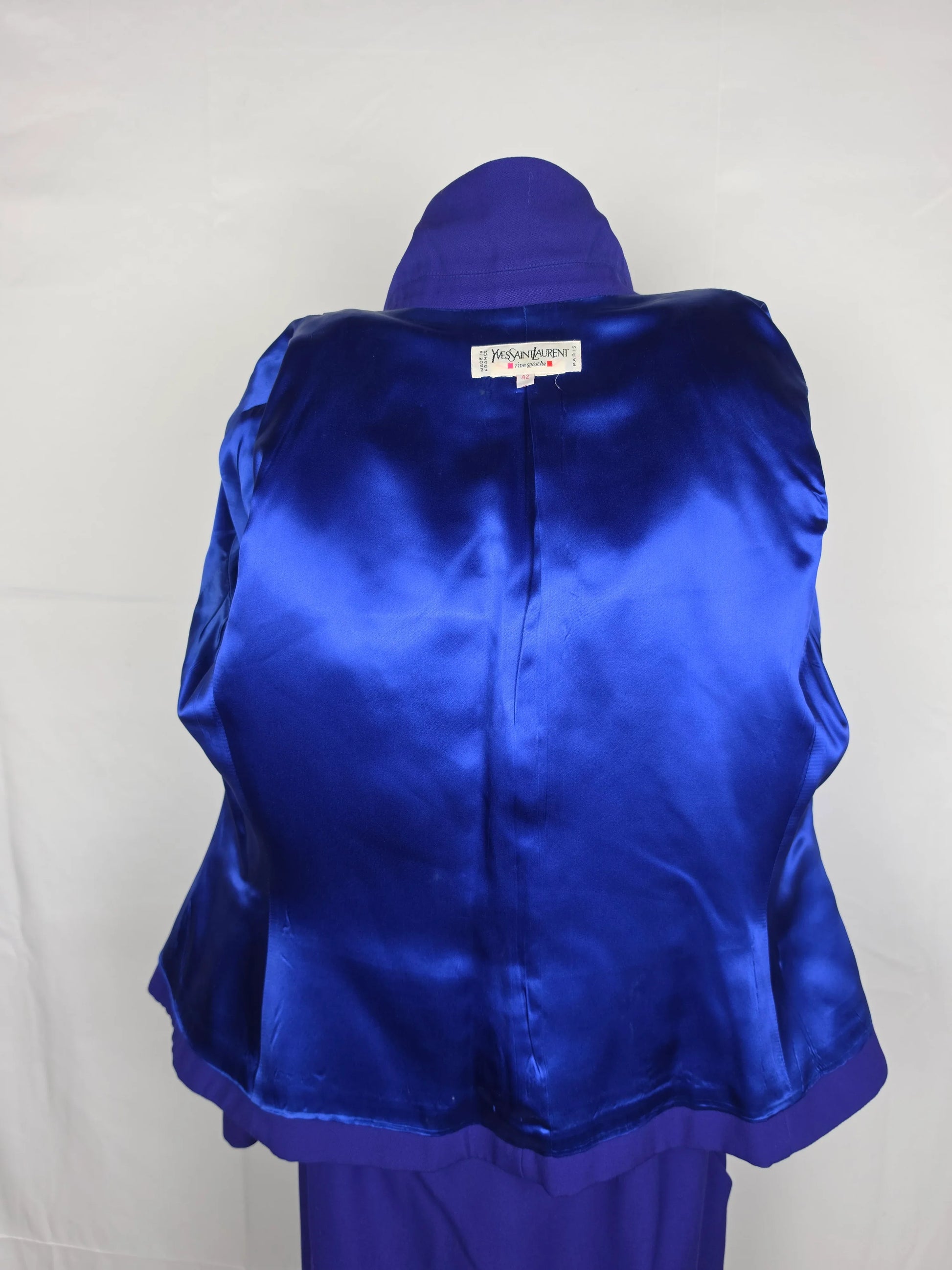 B08EB036-9091-439F-BD8C-AC8ED66E131E - Pally Vintage Closet