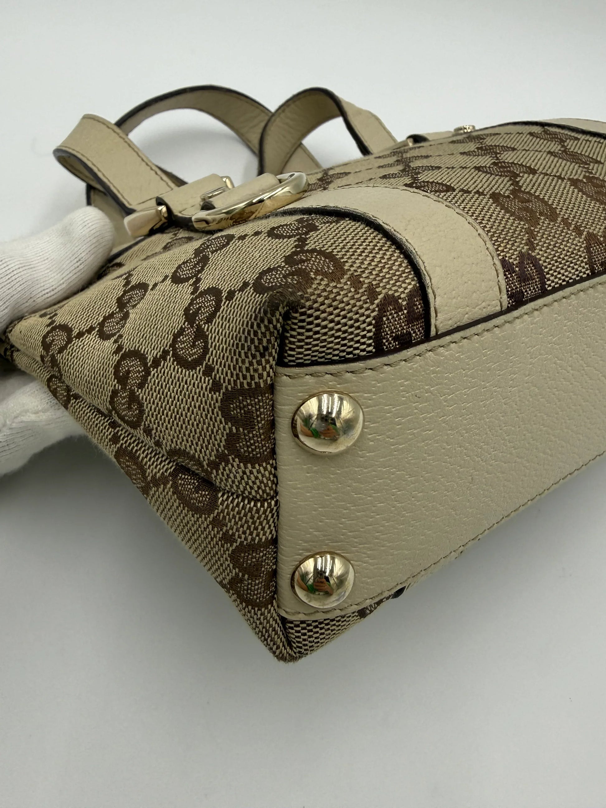 B38989D2-340E-4AD4-95B6-F6B0B0DBE230 - Pally Vintage Closet