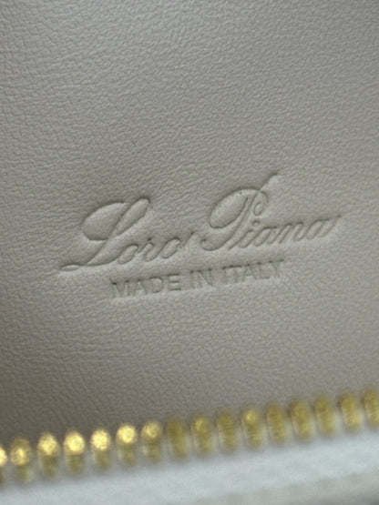 Loro Piana Borsa Extra Pocket L19 Pelle di Vitello Martellata Bianca