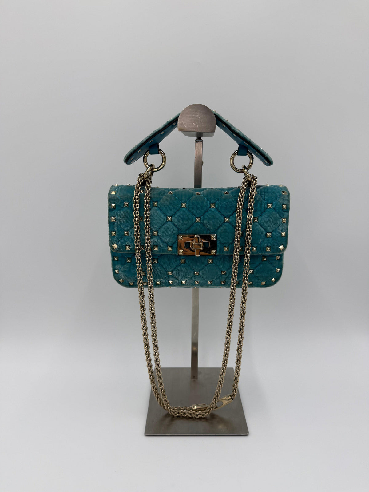 Valentino Garavani Borsa Rockstud Spike Small in Velluto Azzurro