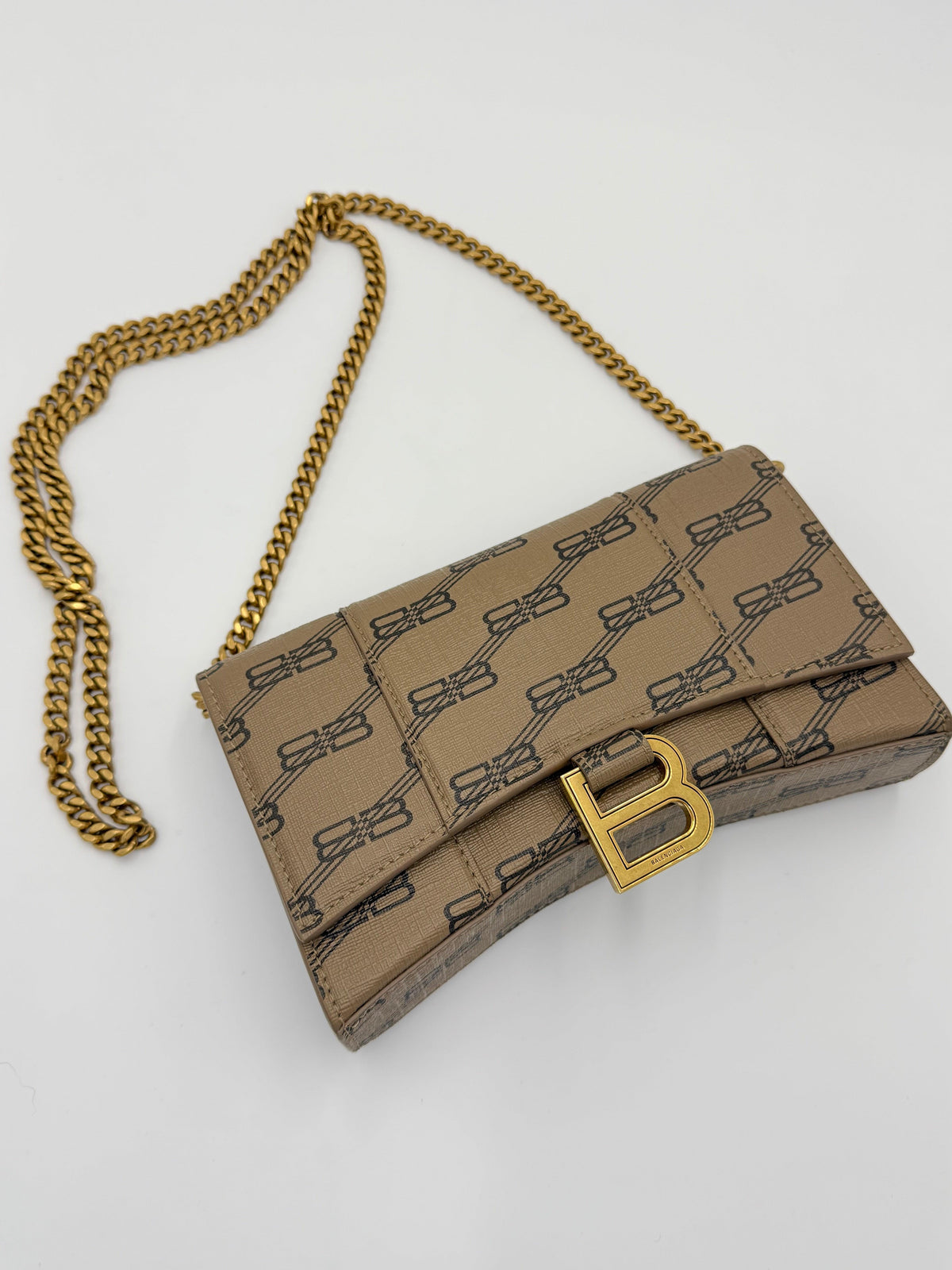 Balenciaga Borsa Hourglass Wallet on Chain Monogramma BB Marrone - Pally Vintage Closet