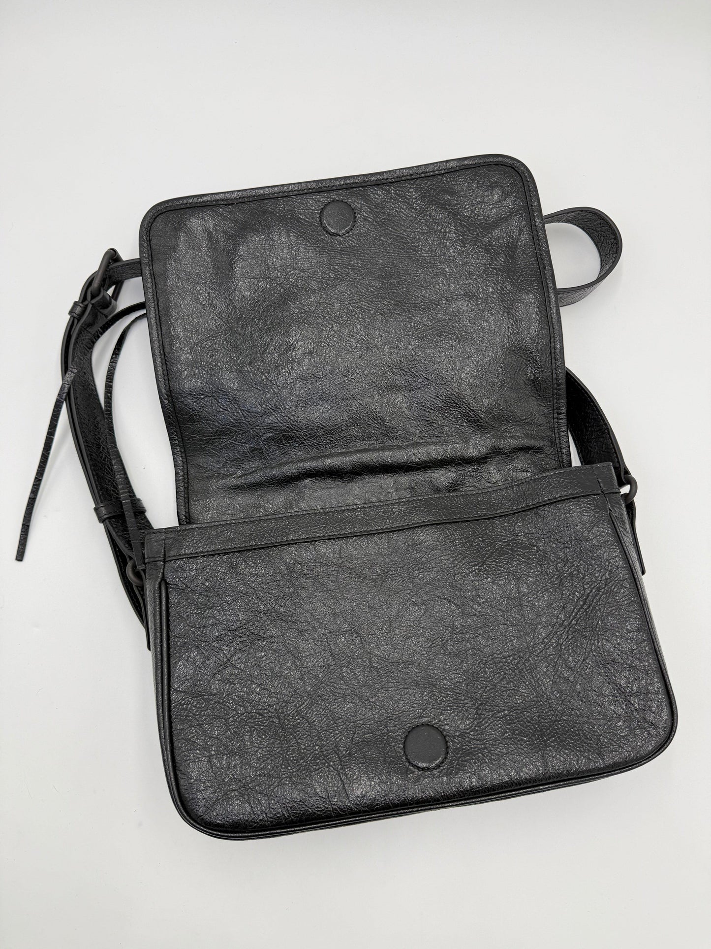Balenciaga Borsa Le City Flap Messenger Small in Pelle Arena Nera - Pally Vintage Closet