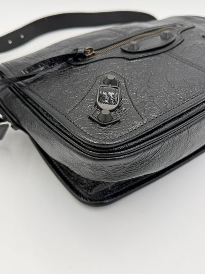 Balenciaga Borsa Le City Flap Messenger Small in Pelle Arena Nera - Pally Vintage Closet