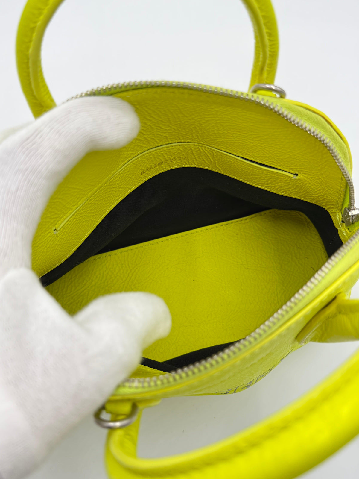 Balenciaga Borsa&nbsp;Ville Top Handle Edizione Speciale Gothic Logo Mini Giallo Fluo - Pally Vintage Closet