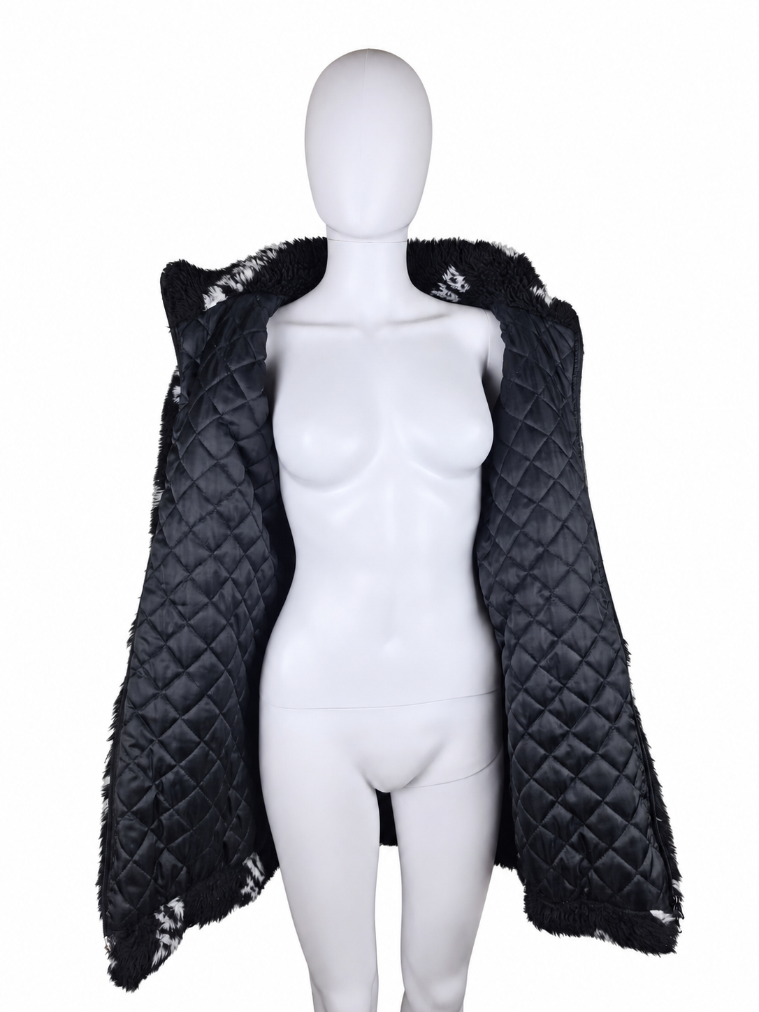 Balenciaga Giacca in Pelliccia Sintetica con Logo Nera e Bianca - Pally Vintage Closet