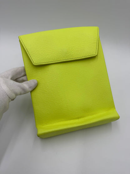 Balenciaga-Shopping-Envelope-Clutch-in-Pelle-Giallo-Neon-70420548682052 - Pally Vintage Closet