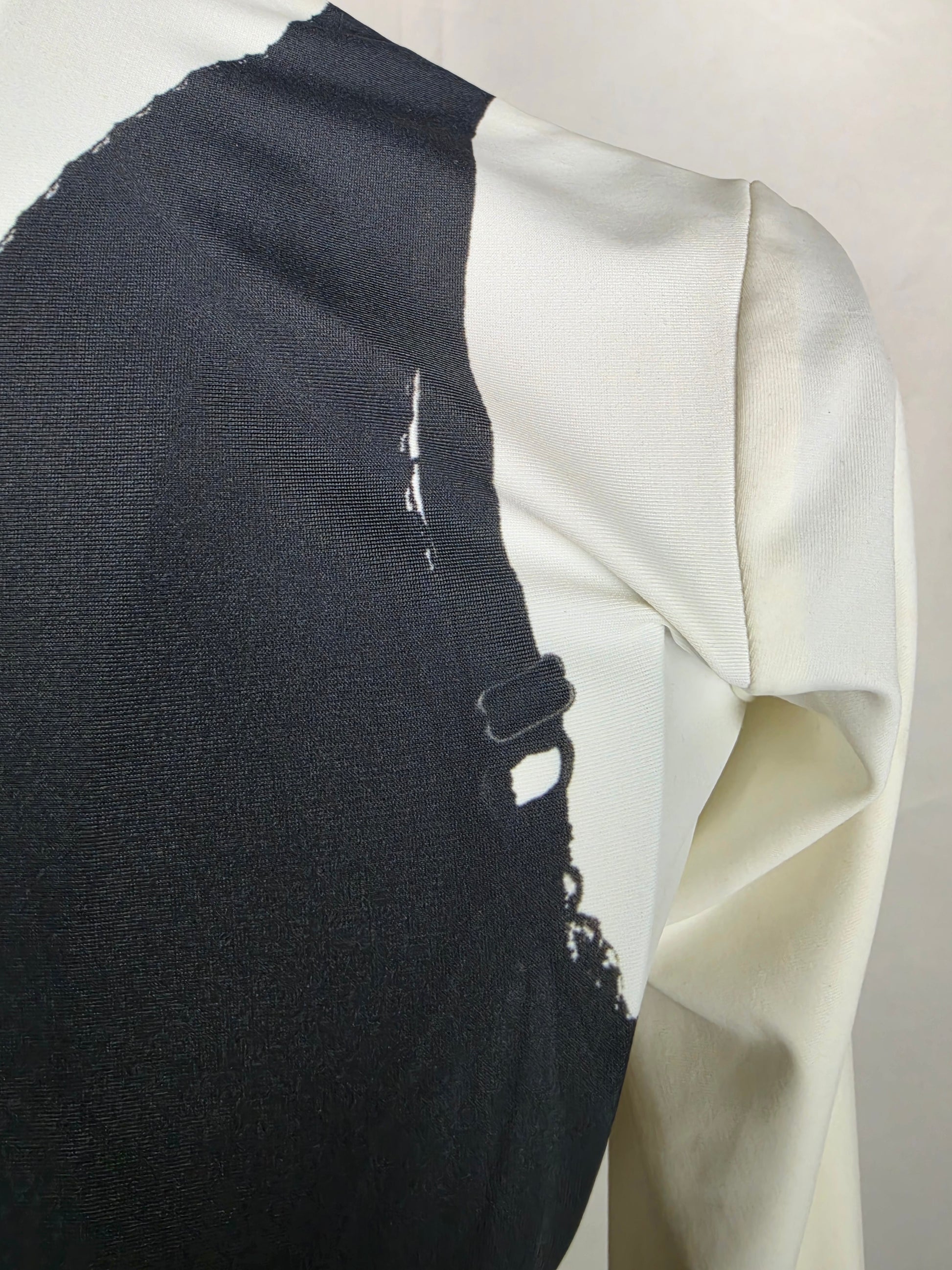 Balenciaga Top Ibrido Trompe-l'œil Balenciaga 2022 Bianco e Nero - Pally Vintage Closet