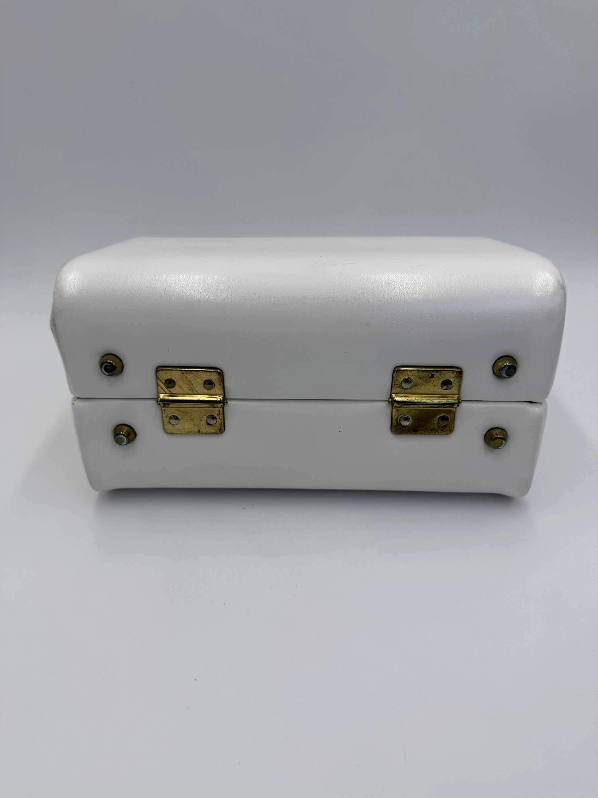 Beauty Case Rigido Vintage in Pelle Bianca Interno Rosso Scarlatto - Pally Vintage Closet
