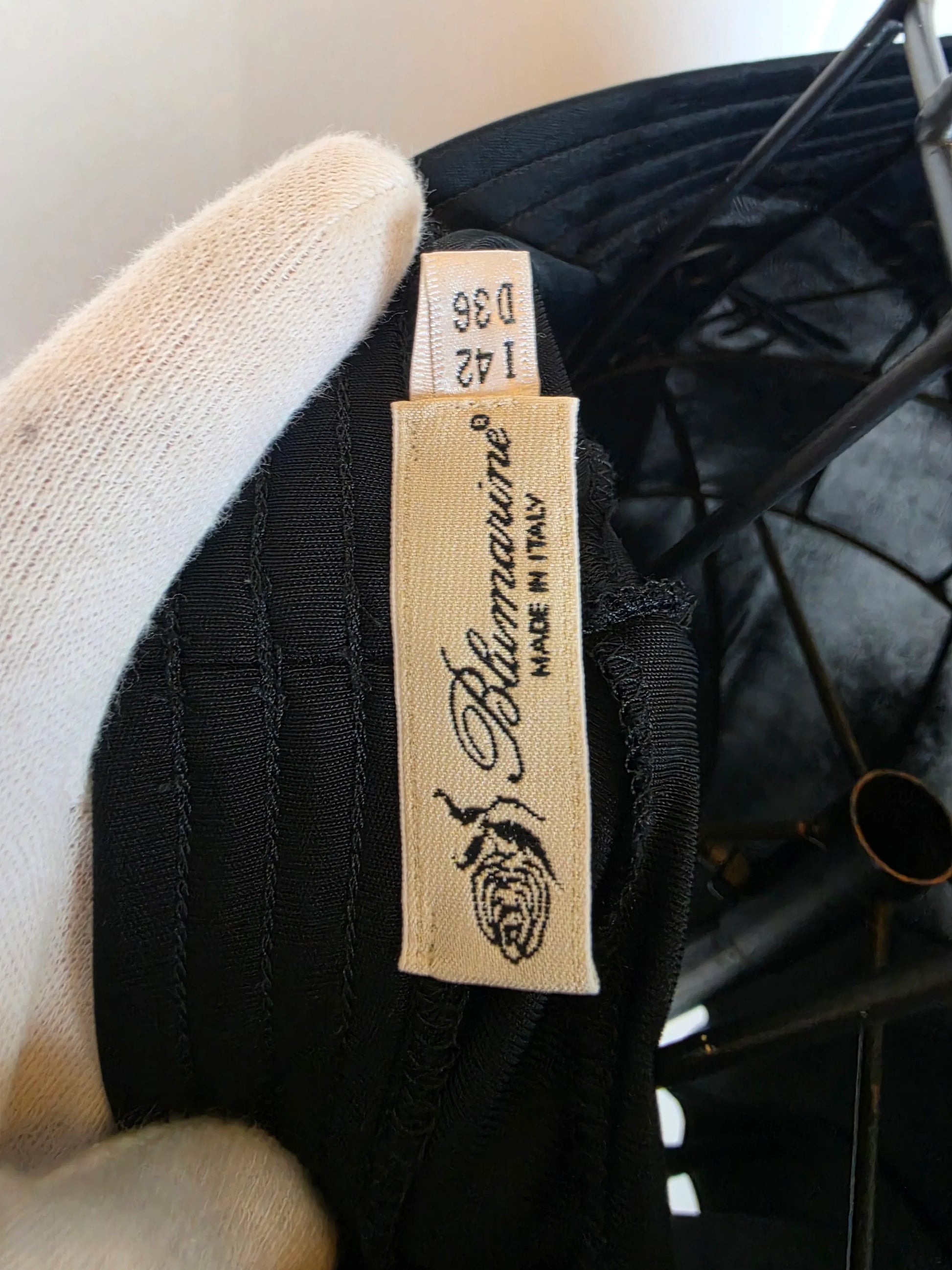 F0DBB350-13FB-4B43-97B0-872B747F1839 - Pally Vintage Closet