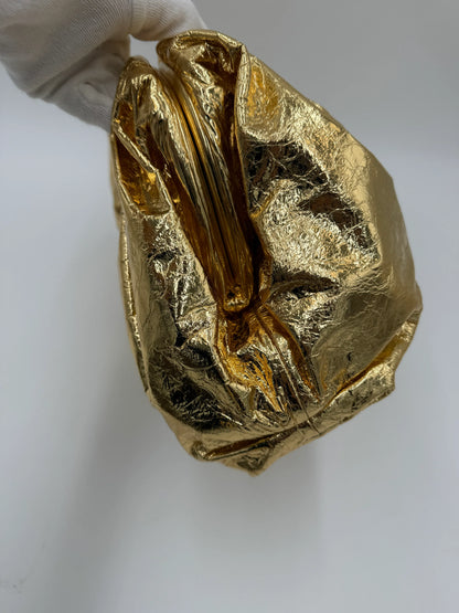 Bottega-Veneta-Borsa-Pouch-Intrecciata-Large-Oro-68631258005828 - Pally Vintage Closet