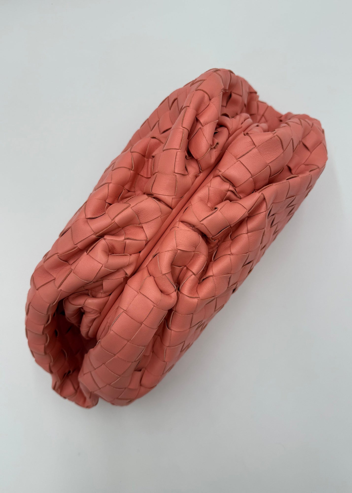 Bottega Veneta Borsa Pouch Intrecciata Large Rosa