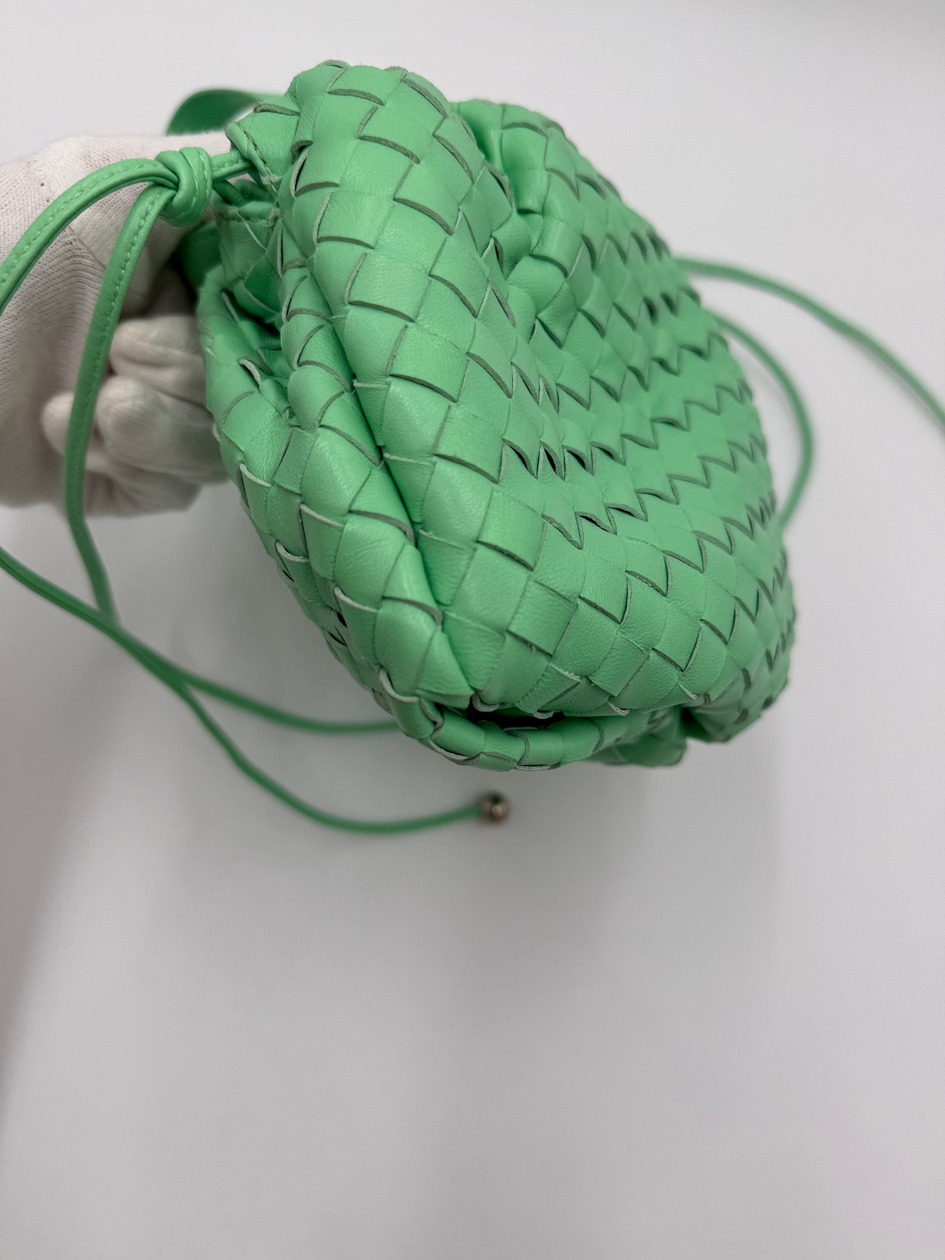 Bottega Veneta Borsa Small Bulb in Pelle Intrecciata Verde - Pally Vintage Closet