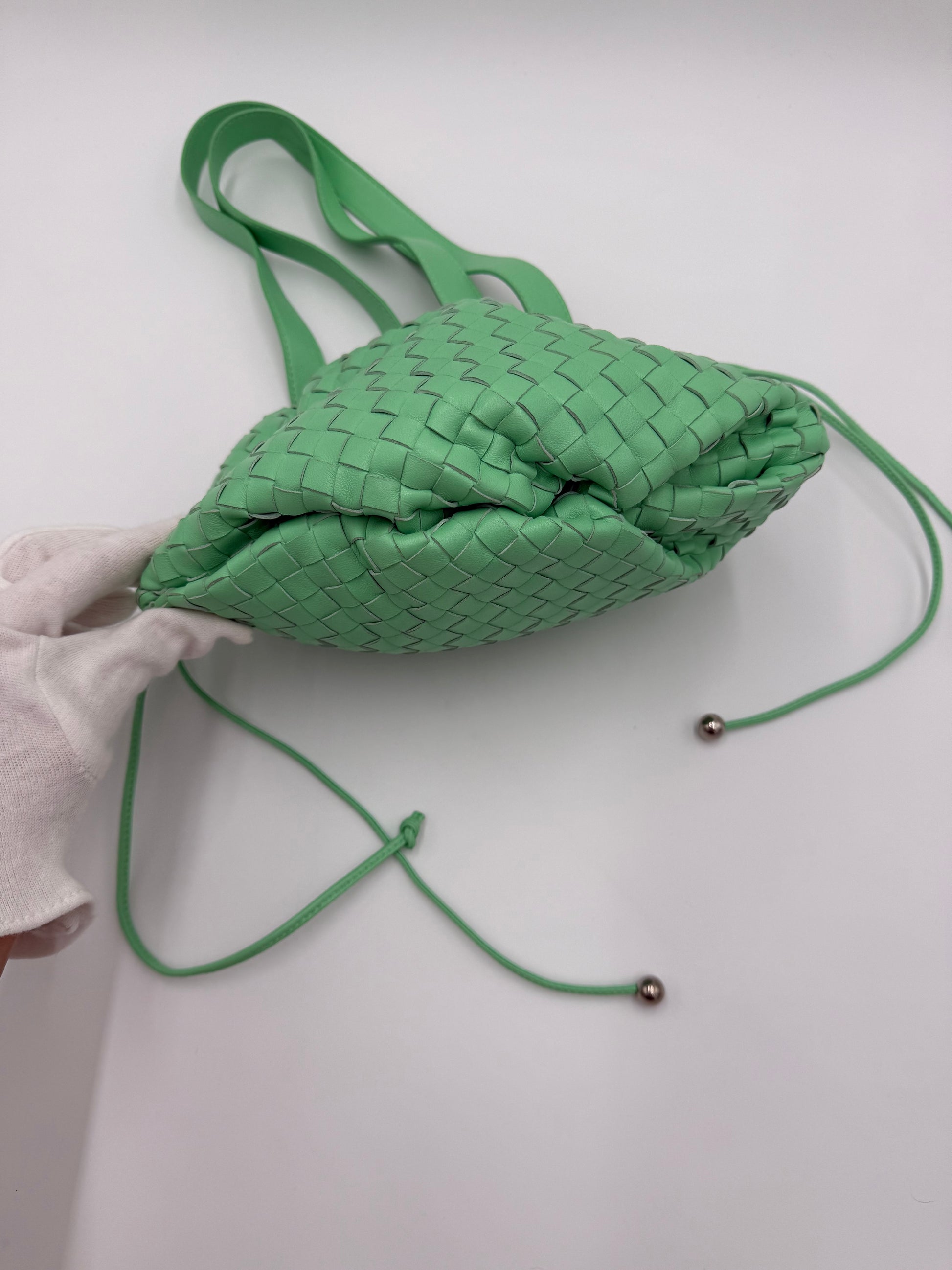 Bottega Veneta Borsa Small Bulb in Pelle Intrecciata Verde - Pally Vintage Closet