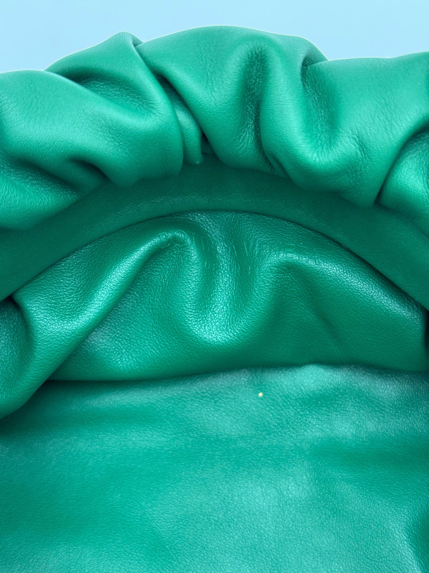 Bottega-Veneta-Borsa-a-Spalla-The-Chain-Pouch-in-Pelle-Verde-70563804774724 - Pally Vintage Closet