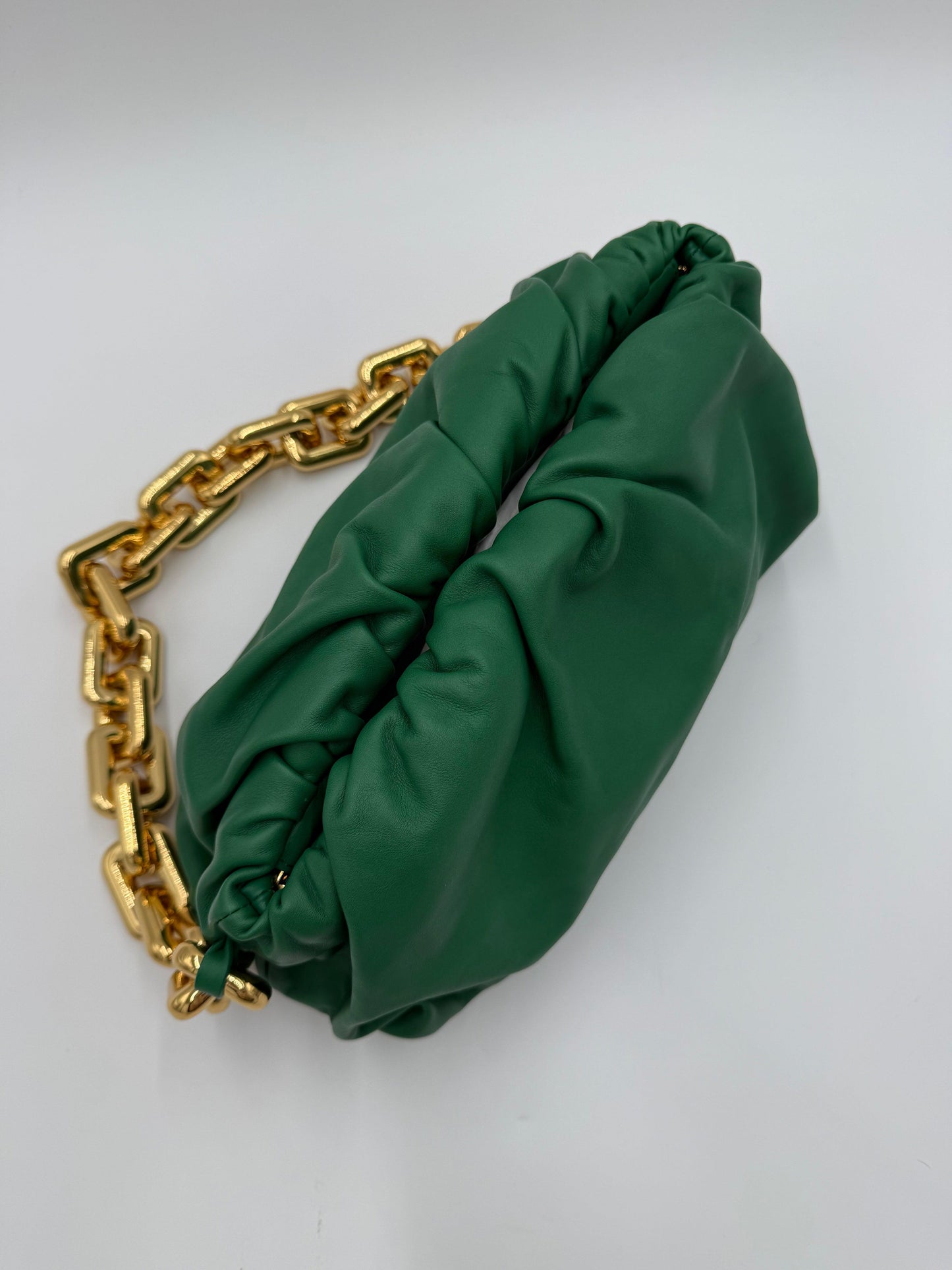 Bottega-Veneta-Borsa-a-Spalla-The-Chain-Pouch-in-Pelle-Verde-70563804873028 - Pally Vintage Closet