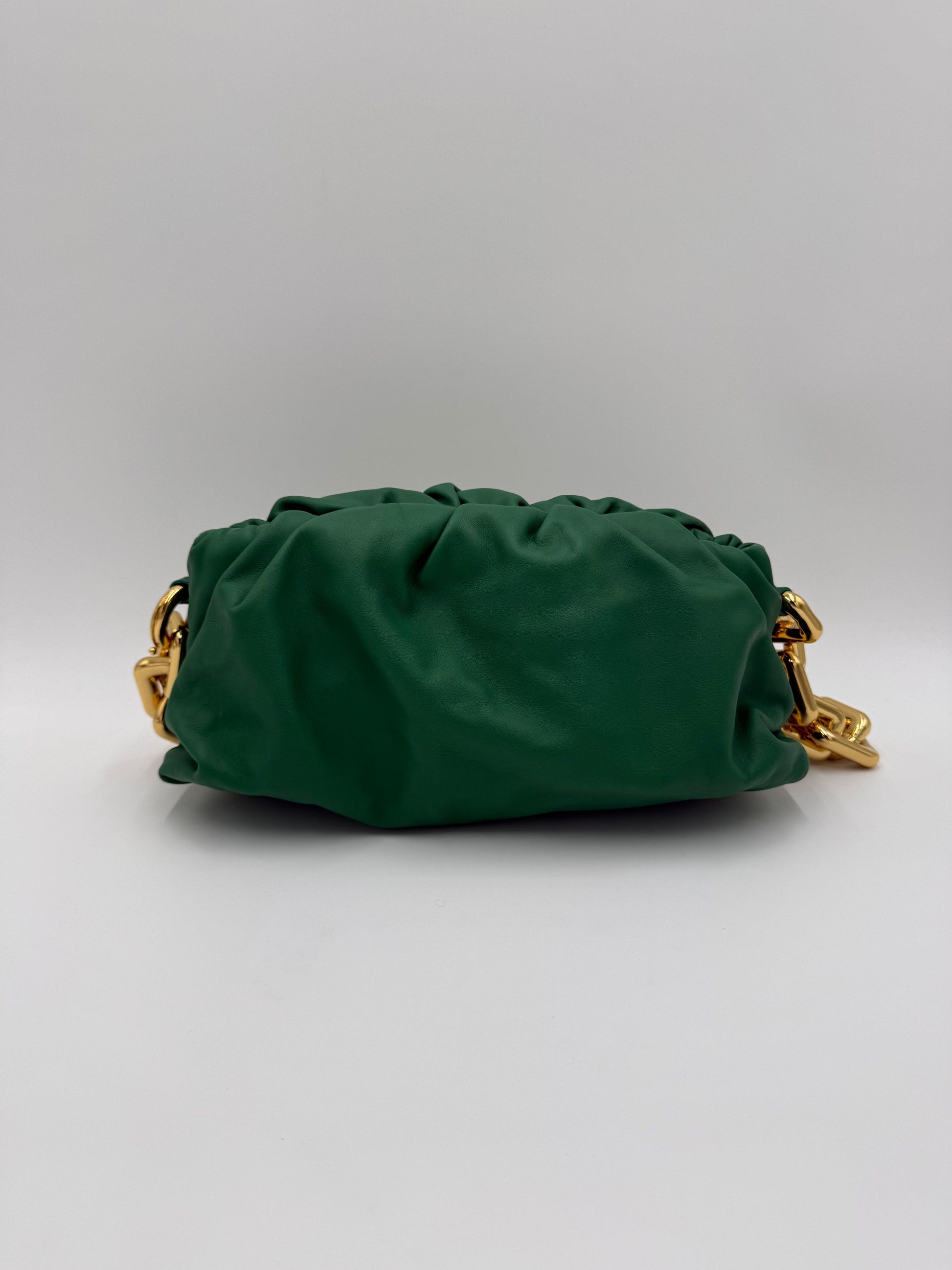 Bottega-Veneta-Borsa-a-Spalla-The-Chain-Pouch-in-Pelle-Verde-70563805069636 - Pally Vintage Closet