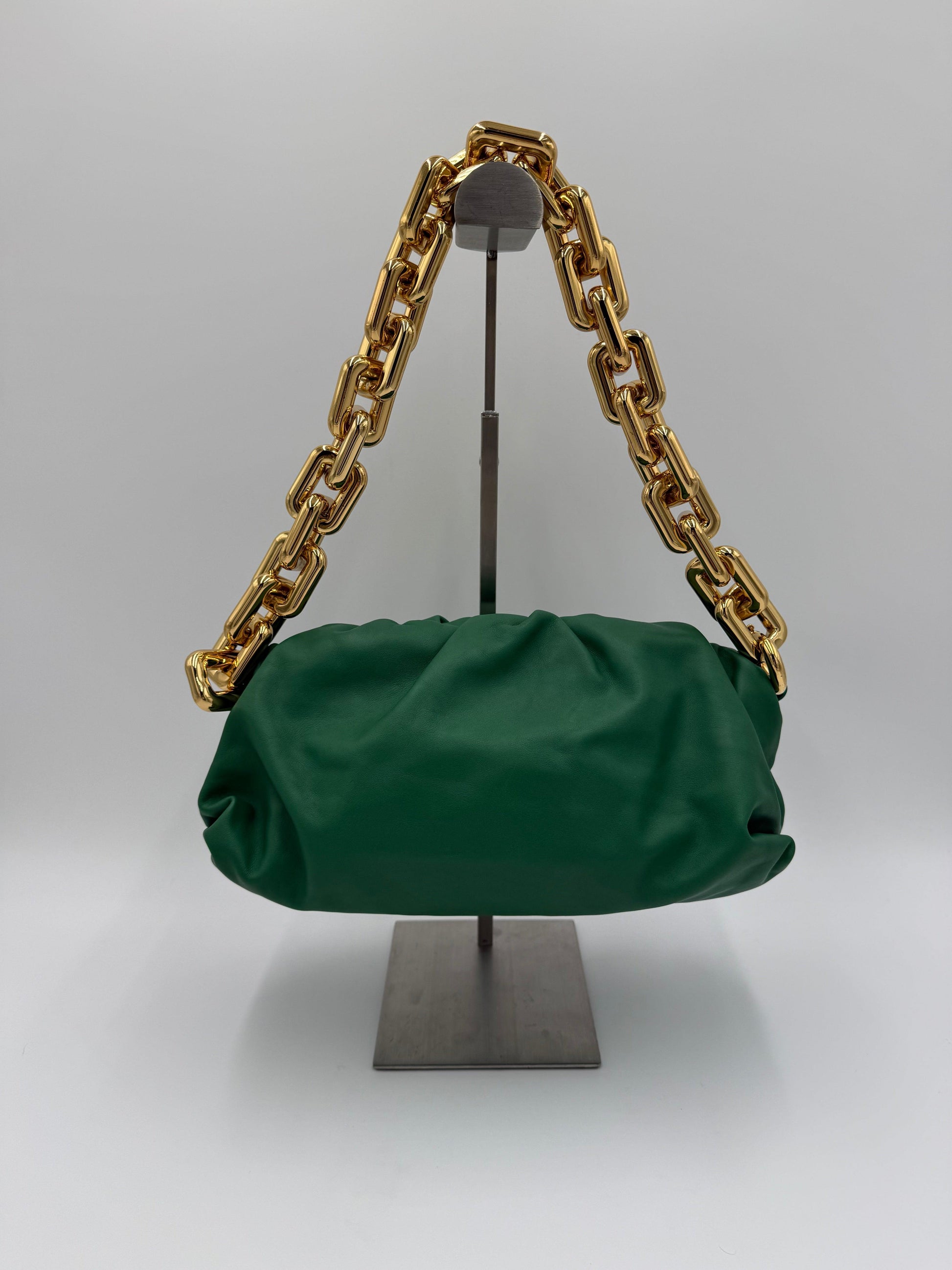 Bottega-Veneta-Borsa-a-Spalla-The-Chain-Pouch-in-Pelle-Verde-70563805102404 - Pally Vintage Closet