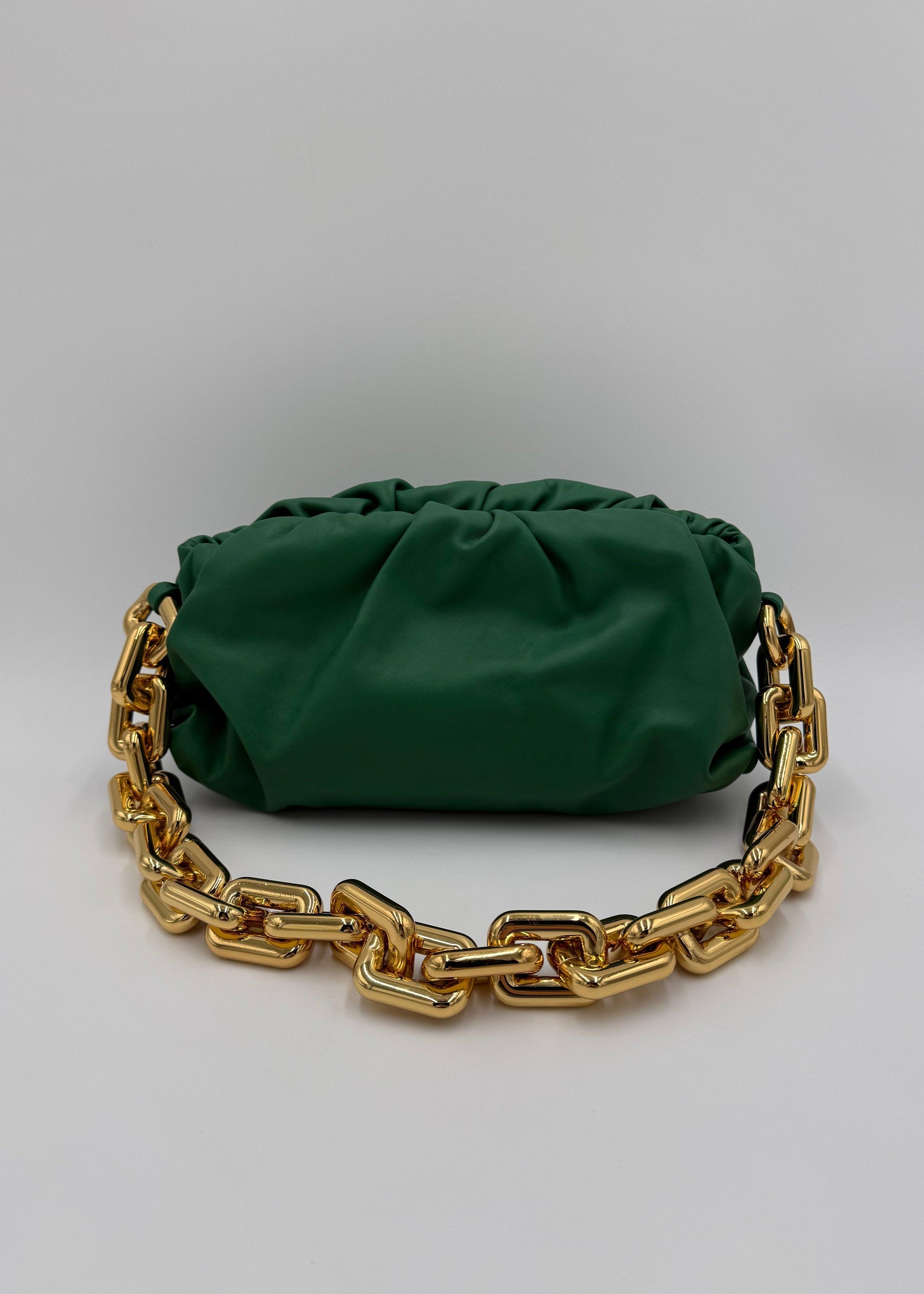 Bottega-Veneta-Borsa-a-Spalla-The-Chain-Pouch-in-Pelle-Verde-70563805167940 - Pally Vintage Closet