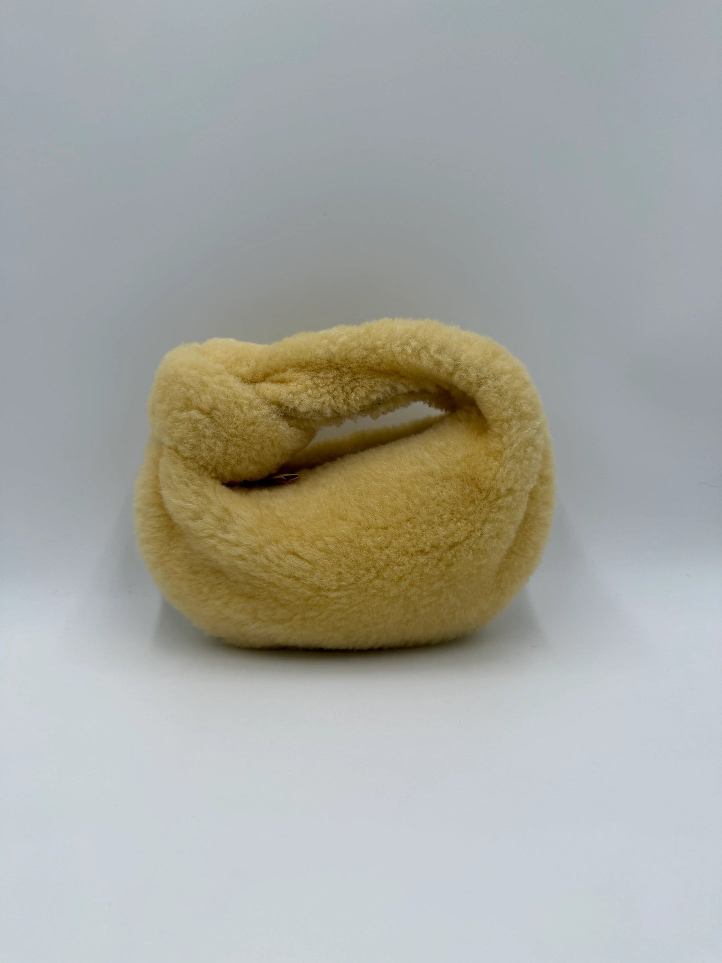 Bottega-Veneta-Mini-Borsa-Jodie-in-Shearling-Giallo-Burro-70263881728324 - Pally Vintage Closet