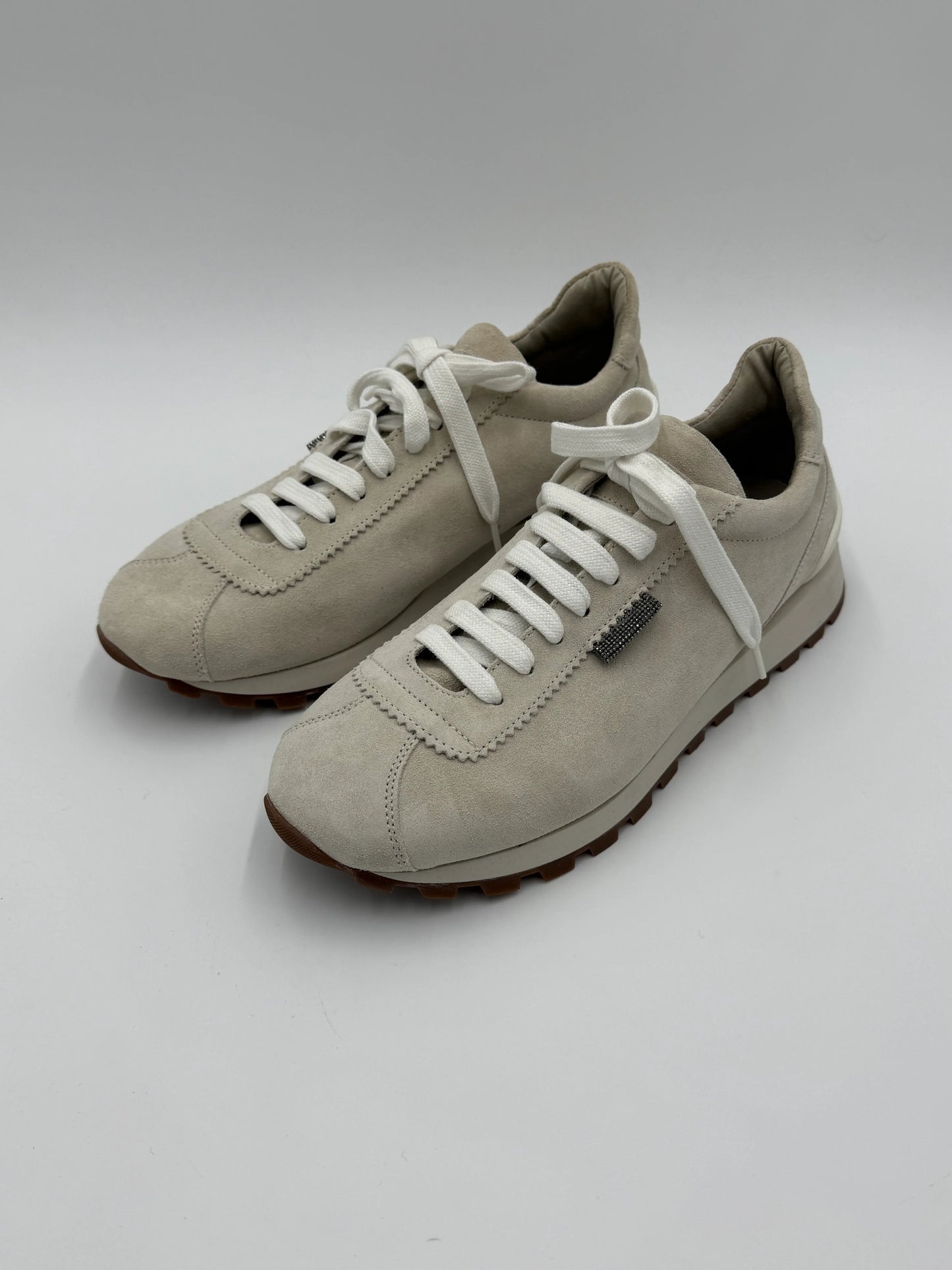 Brunello-Cucinelli-Sneakers-in-Pelle-Scamosciata-Beige-e-Bianco-69234182783300 - Pally Vintage Closet