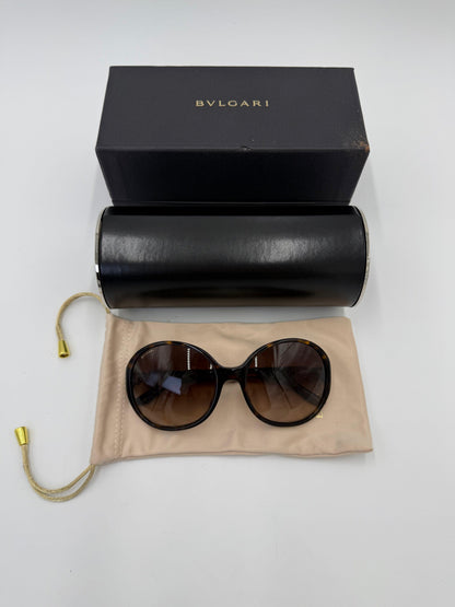 Bulgari Occhiali da Sole Oversized con Dettaglio Gioiello Tartarugati