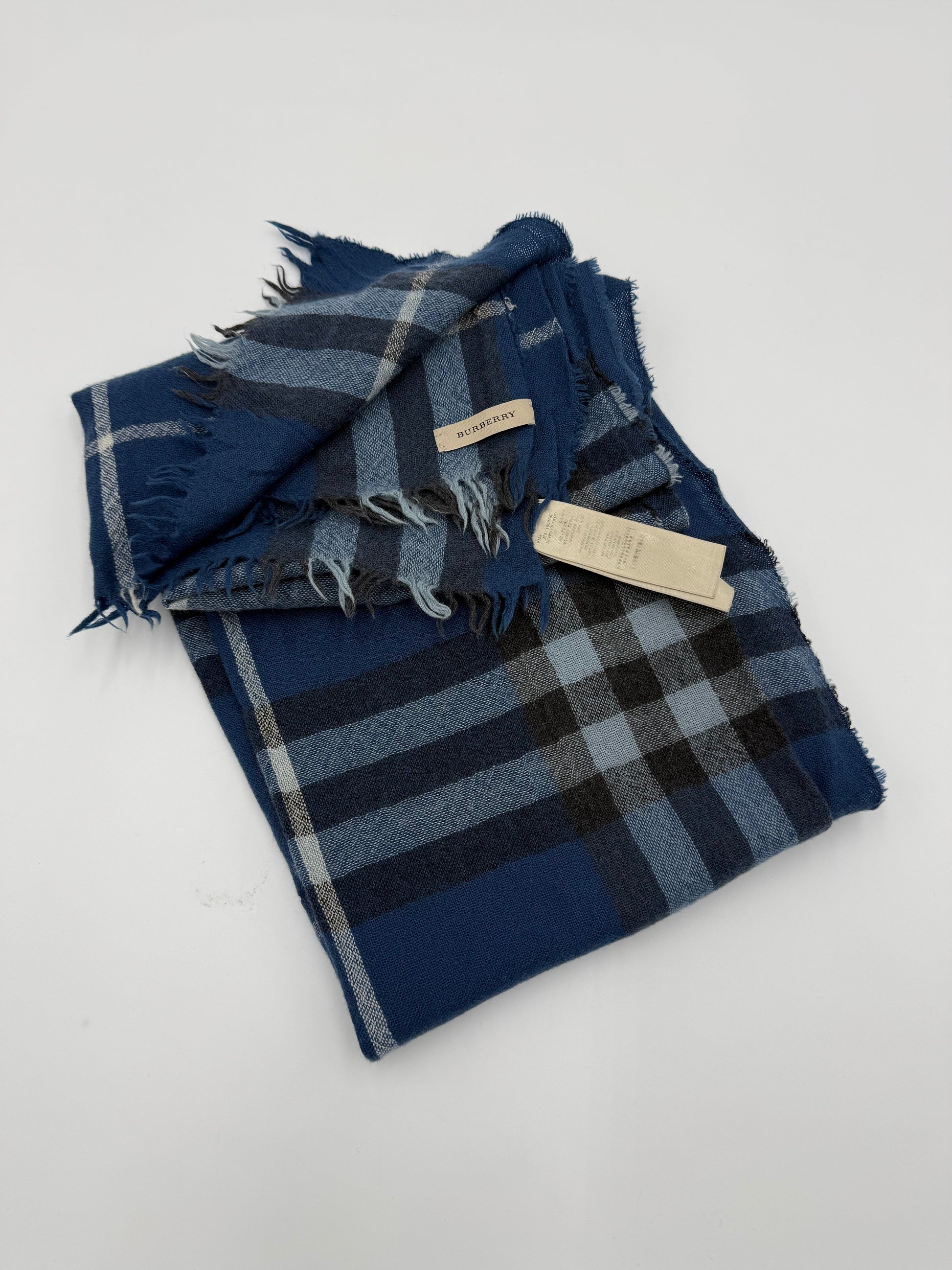 Burberry Sciarpa in Misto Lana Merino e Cashmere Blu - Pally Vintage Closet