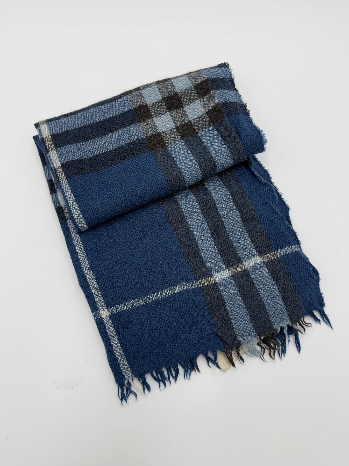 Burberry Sciarpa in Misto Lana Merino e Cashmere Blu - Pally Vintage Closet