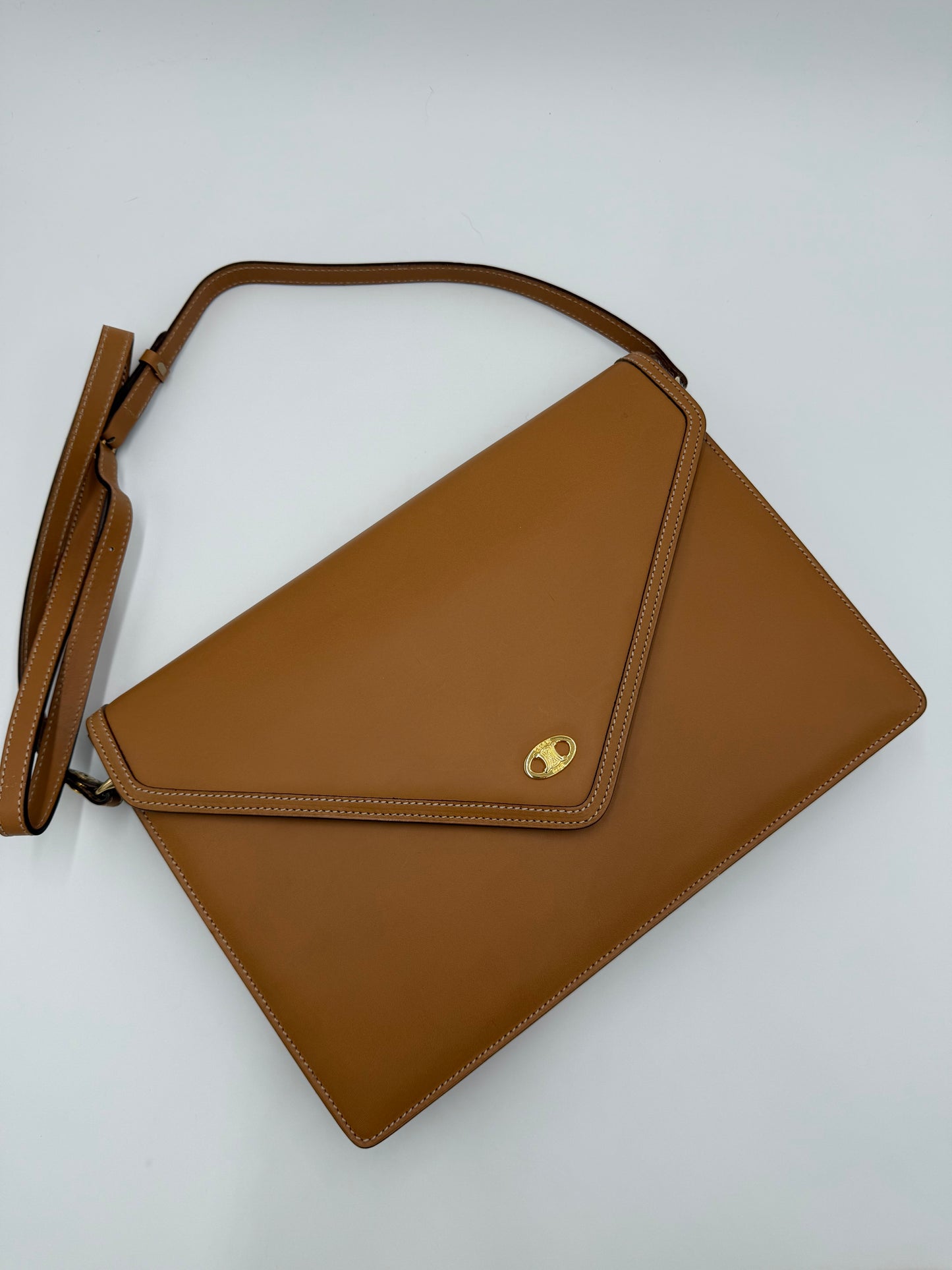 Céline Borsa Envelope Vintage in Pelle Cammello - Pally Vintage Closet