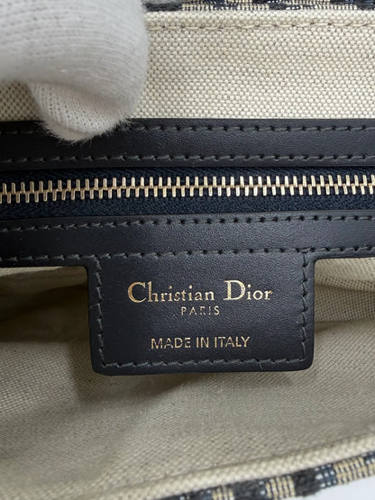 CA46D009-3A0B-461A-B3E5-63F906274E70 - Pally Vintage Closet
