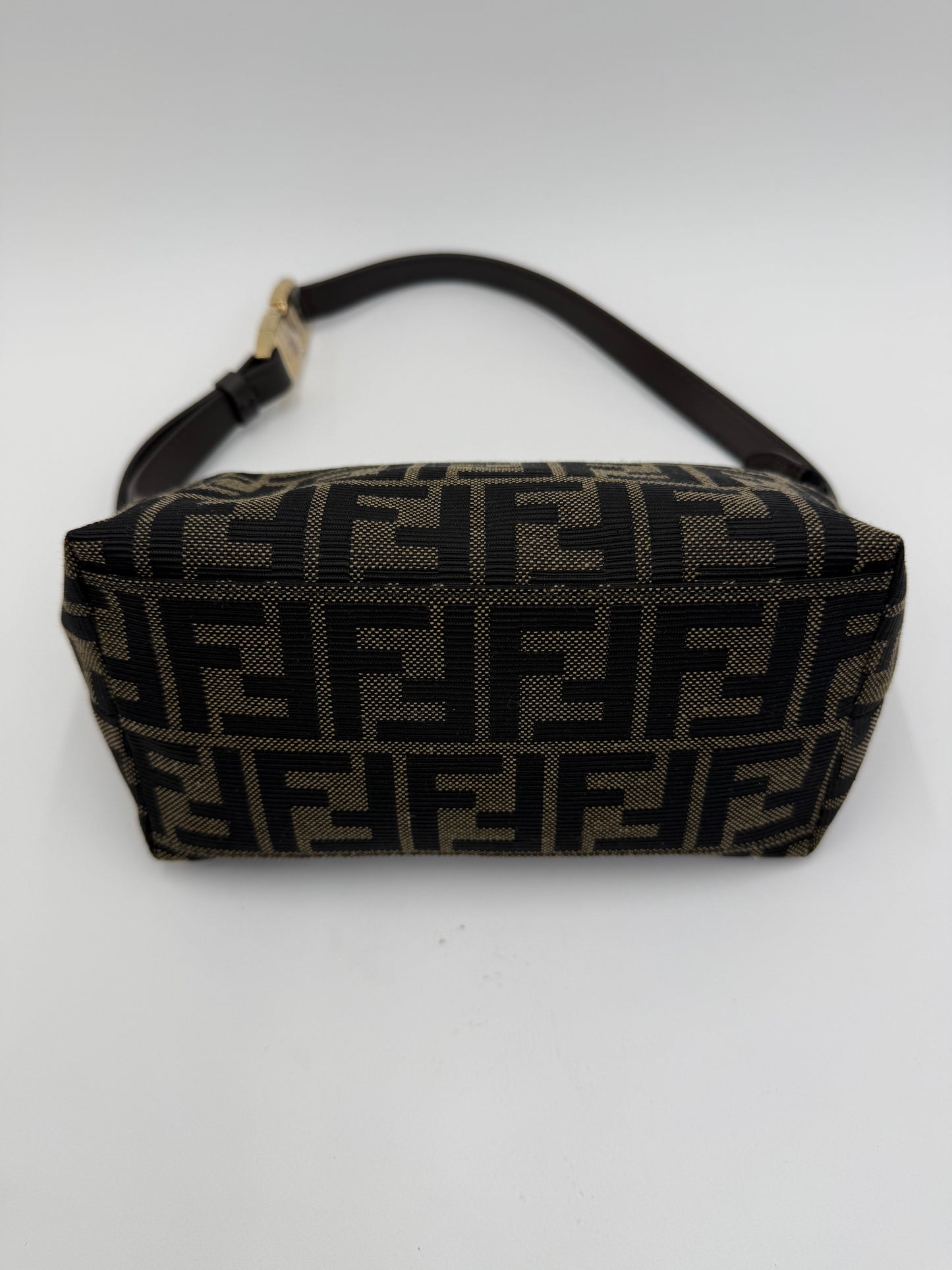 Fendi Borsa a Mano Vanity Pouch in Tela Zucca Monogram Marrone