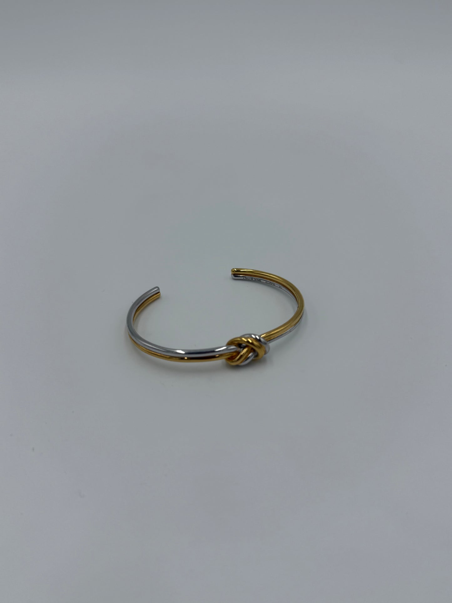 Celine Bracciale Nodo Doppio in Ottone Dorato e Argento Pally Vintage Closet