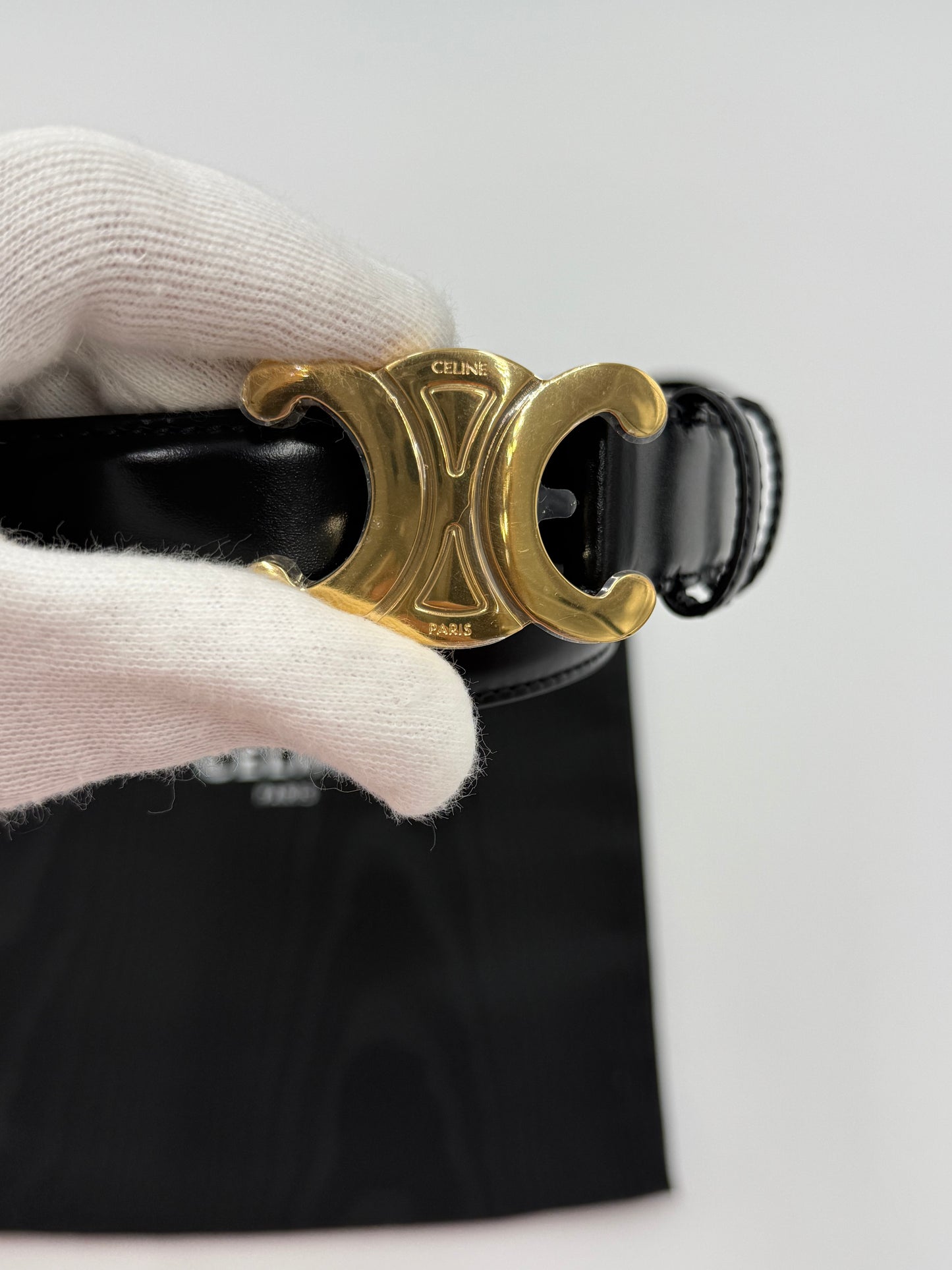 Celine Cintura Triomphe Media in Pelle Taurillon Nera Pally Vintage Closet