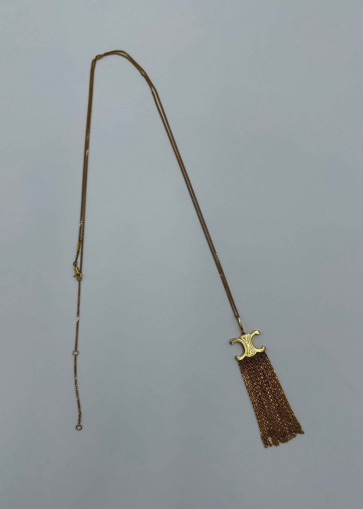 Celine Collana Triomphe Lunga con Frange in Ottone Finitura Oro